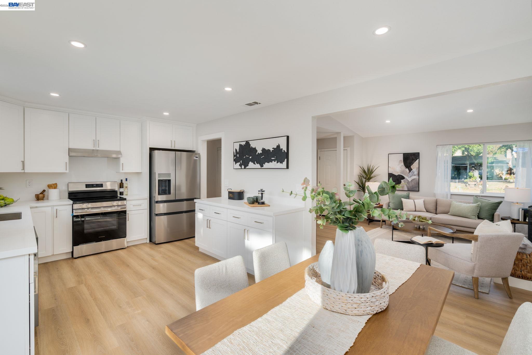 Detail Gallery Image 12 of 39 For 519 Holly St, Vallejo,  CA 94589 - 3 Beds | 2 Baths