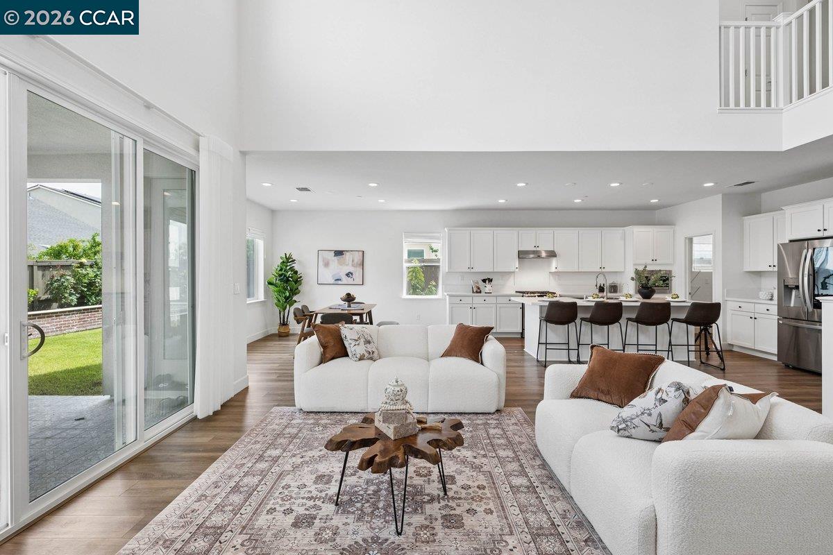 Detail Gallery Image 5 of 43 For 3141 Rio Grande Dr, Tracy,  CA 95377 - 4 Beds | 3/1 Baths