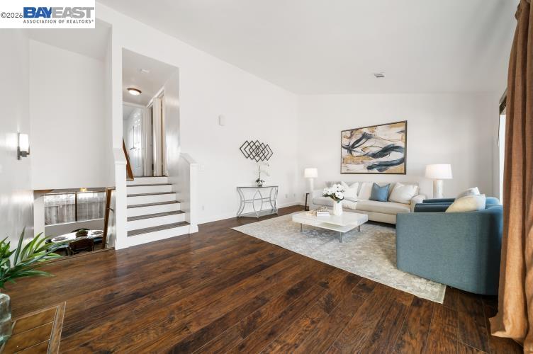 Detail Gallery Image 11 of 29 For 347 E T St, Benicia,  CA 94510 - 2 Beds | 1/1 Baths