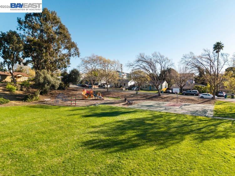 Detail Gallery Image 29 of 29 For 347 E T St, Benicia,  CA 94510 - 2 Beds | 1/1 Baths