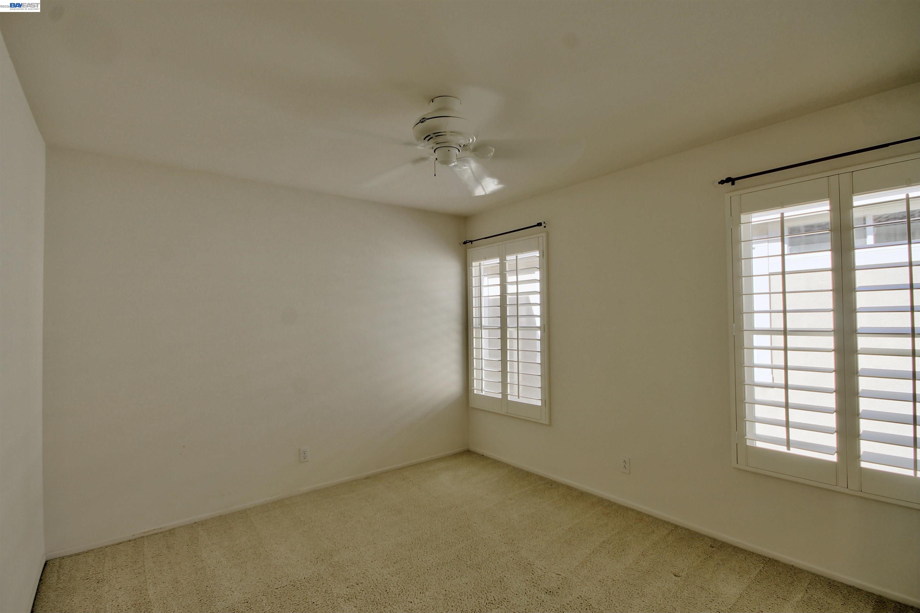 Detail Gallery Image 12 of 18 For 45315 Camino Monzon, Temecula,  CA 92592 - 4 Beds | 3 Baths