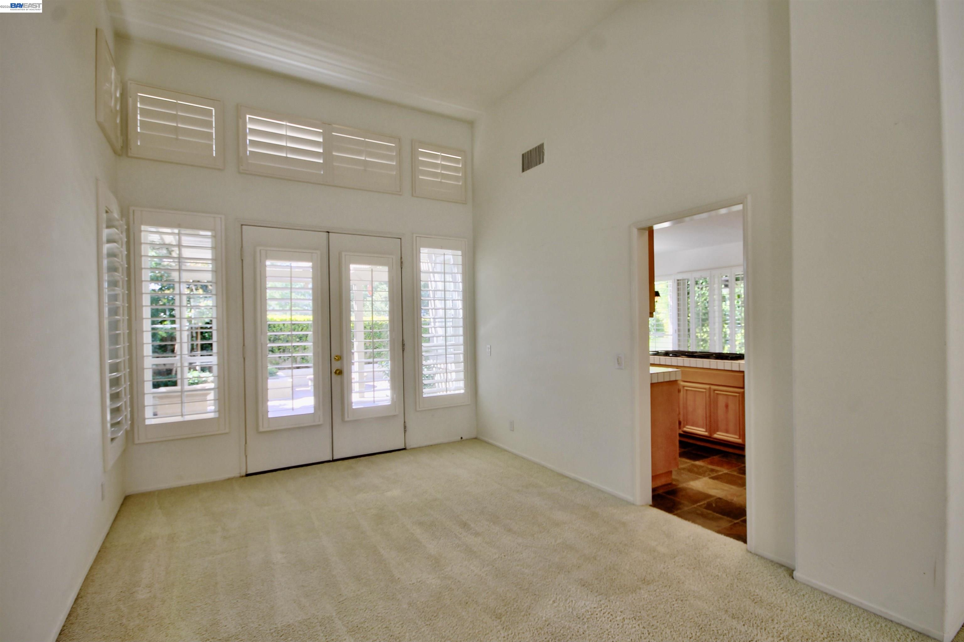 Detail Gallery Image 5 of 18 For 45315 Camino Monzon, Temecula,  CA 92592 - 4 Beds | 3 Baths