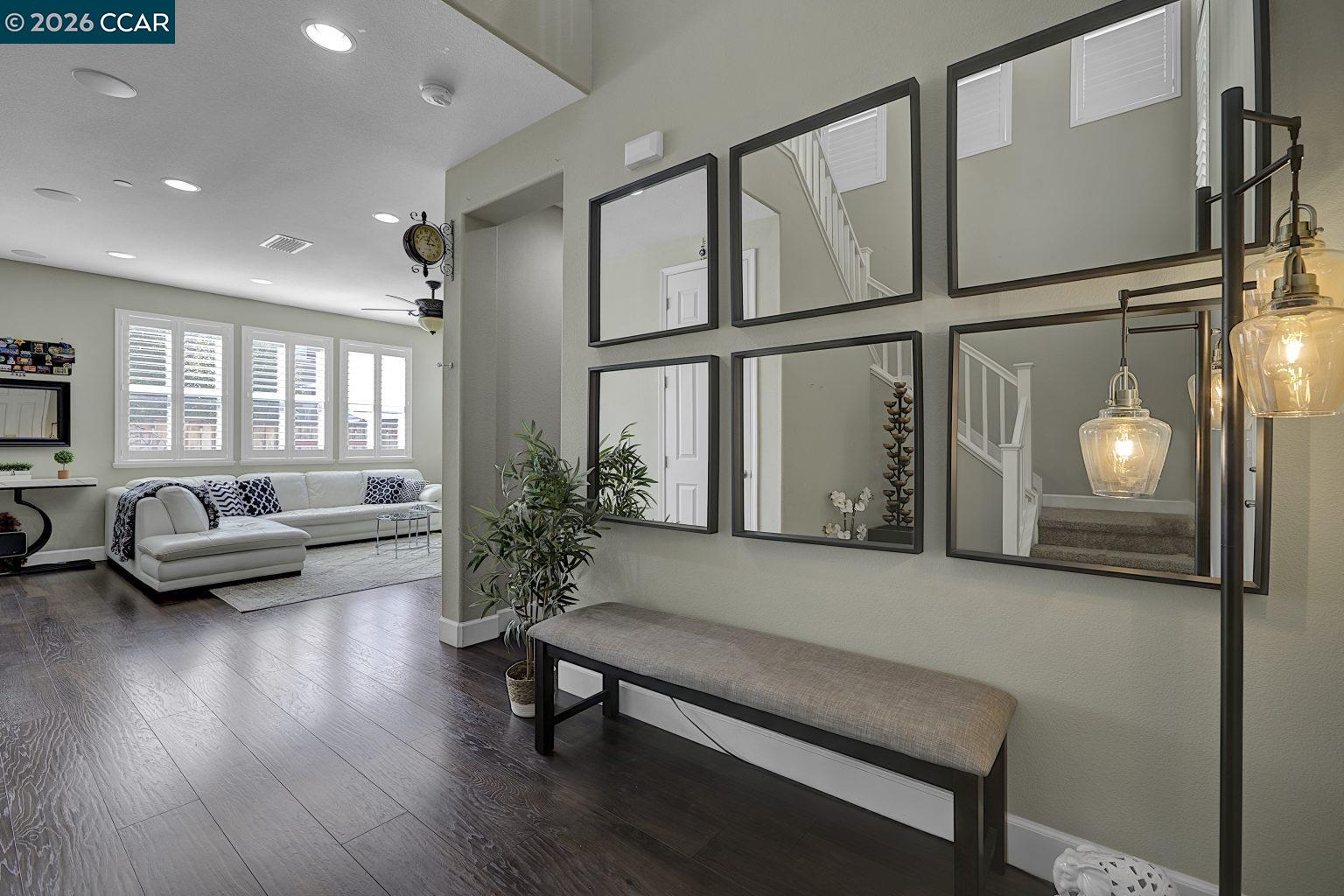 Detail Gallery Image 3 of 33 For 332 Misty Cir, Livermore,  CA 94550 - 5 Beds | 3 Baths