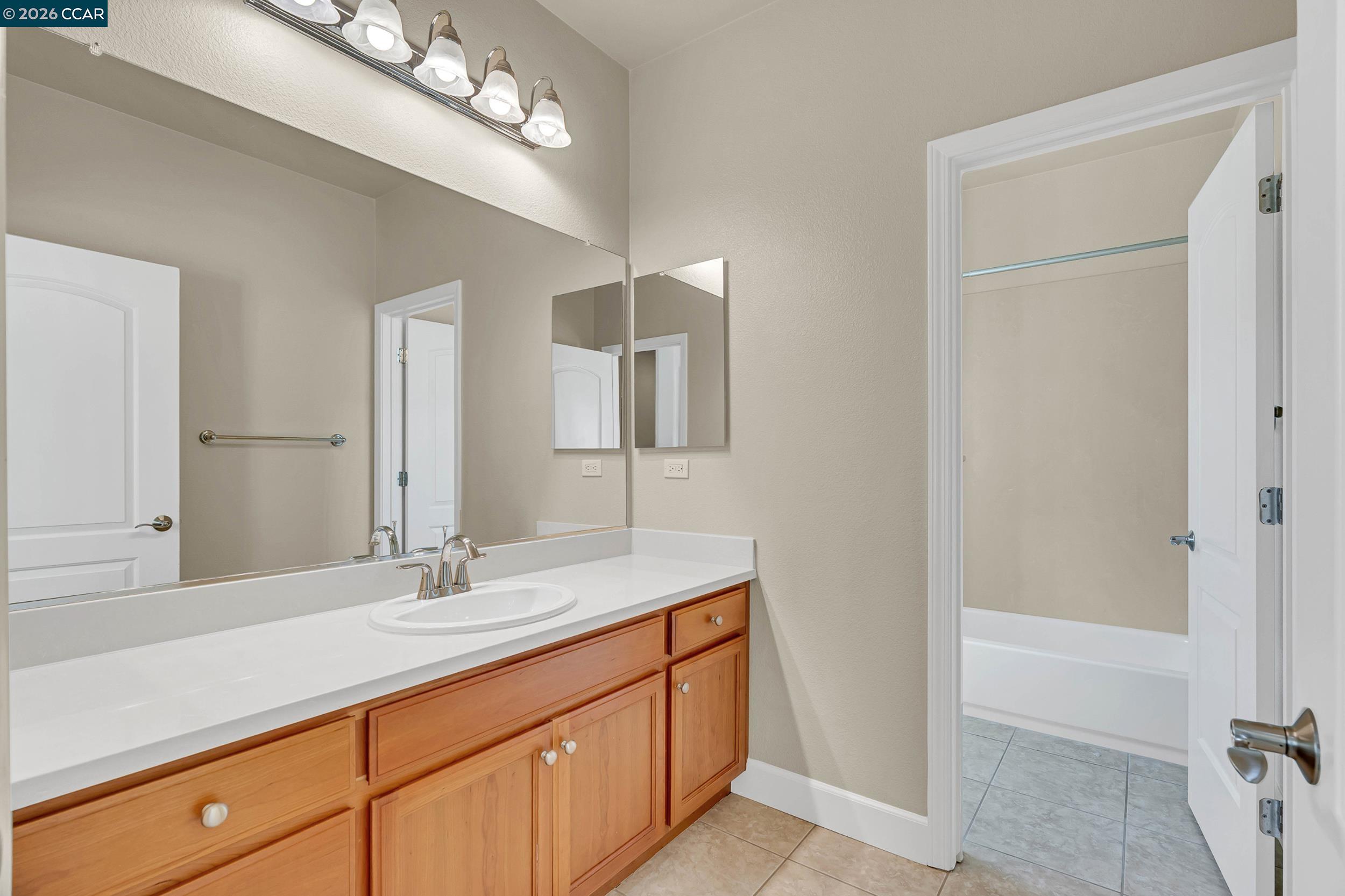 Detail Gallery Image 49 of 60 For 733 W Questa Trl, Mountain House,  CA 95391 - 5 Beds | 4/1 Baths