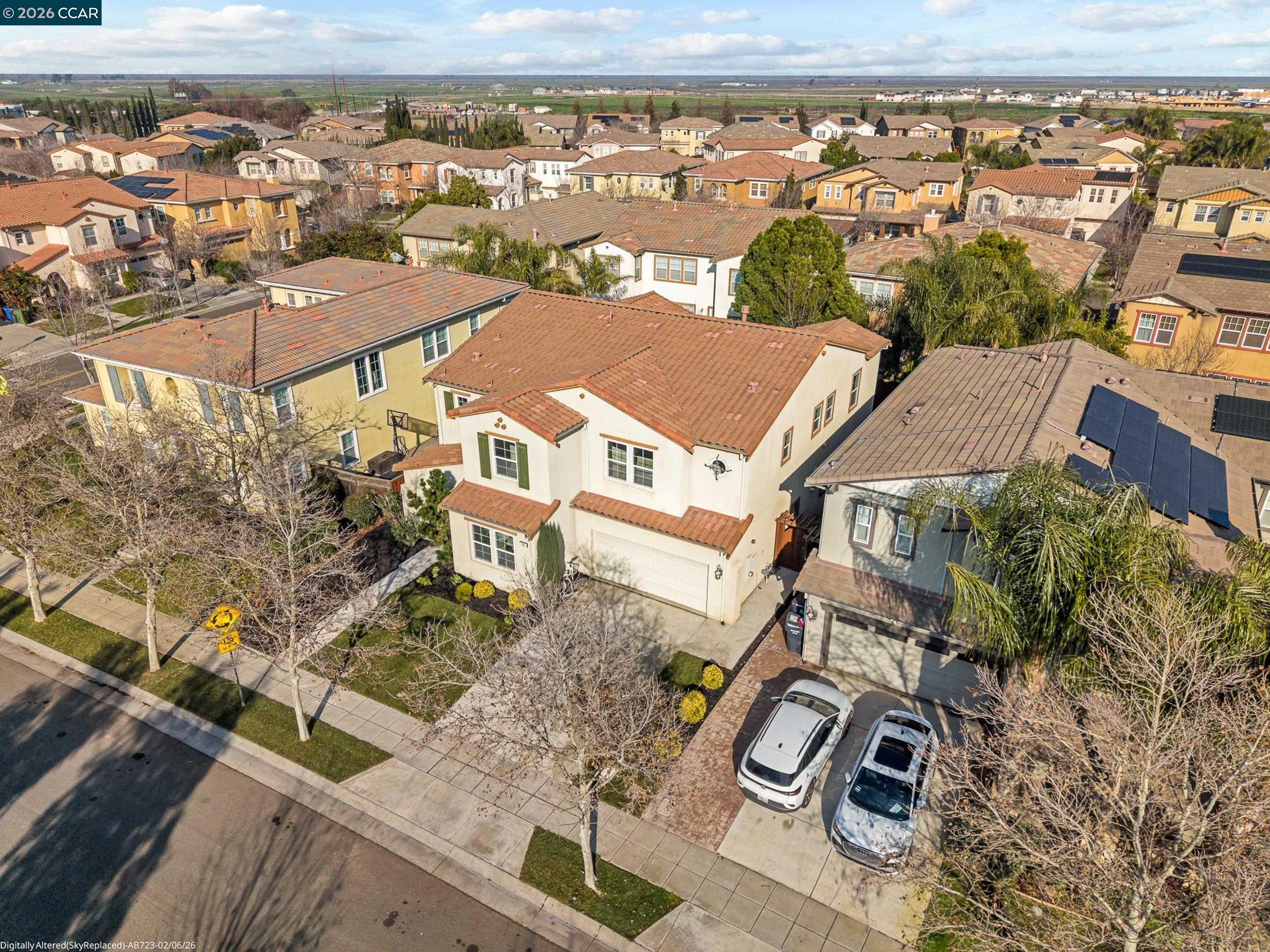 Detail Gallery Image 6 of 60 For 733 W Questa Trl, Mountain House,  CA 95391 - 5 Beds | 4/1 Baths