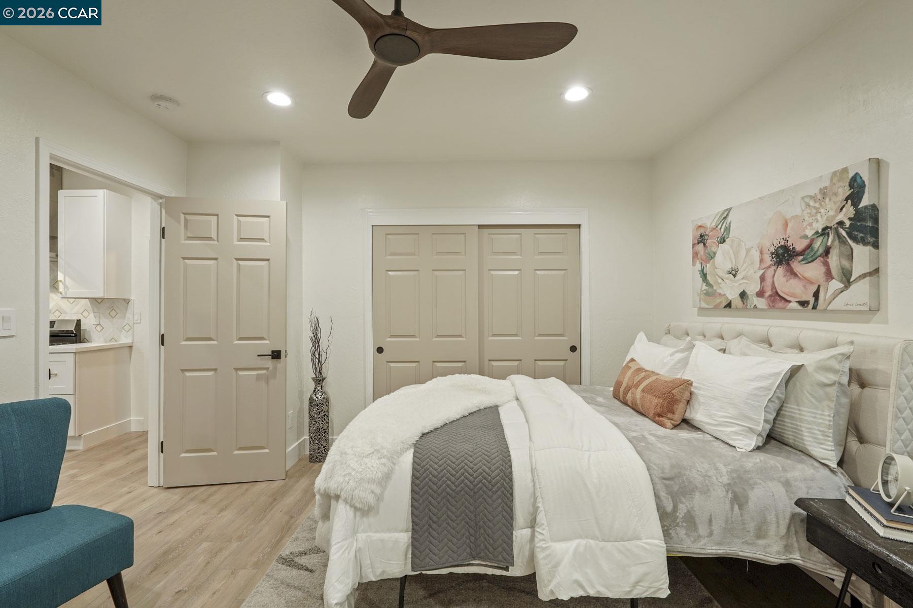 Detail Gallery Image 14 of 33 For 13700 E Hammond, Lockeford,  CA 95237 - 2 Beds | 1 Baths