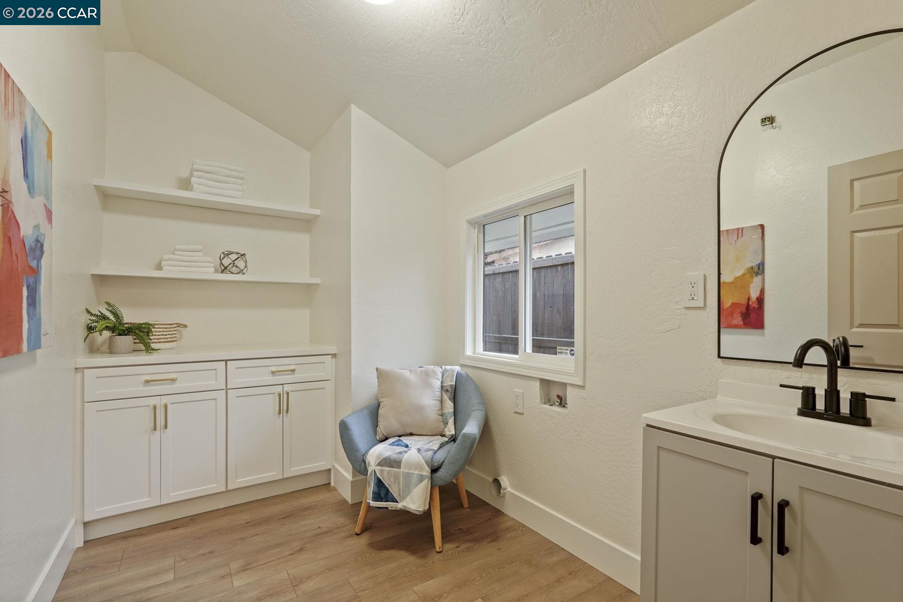 Detail Gallery Image 22 of 33 For 13700 E Hammond, Lockeford,  CA 95237 - 2 Beds | 1 Baths