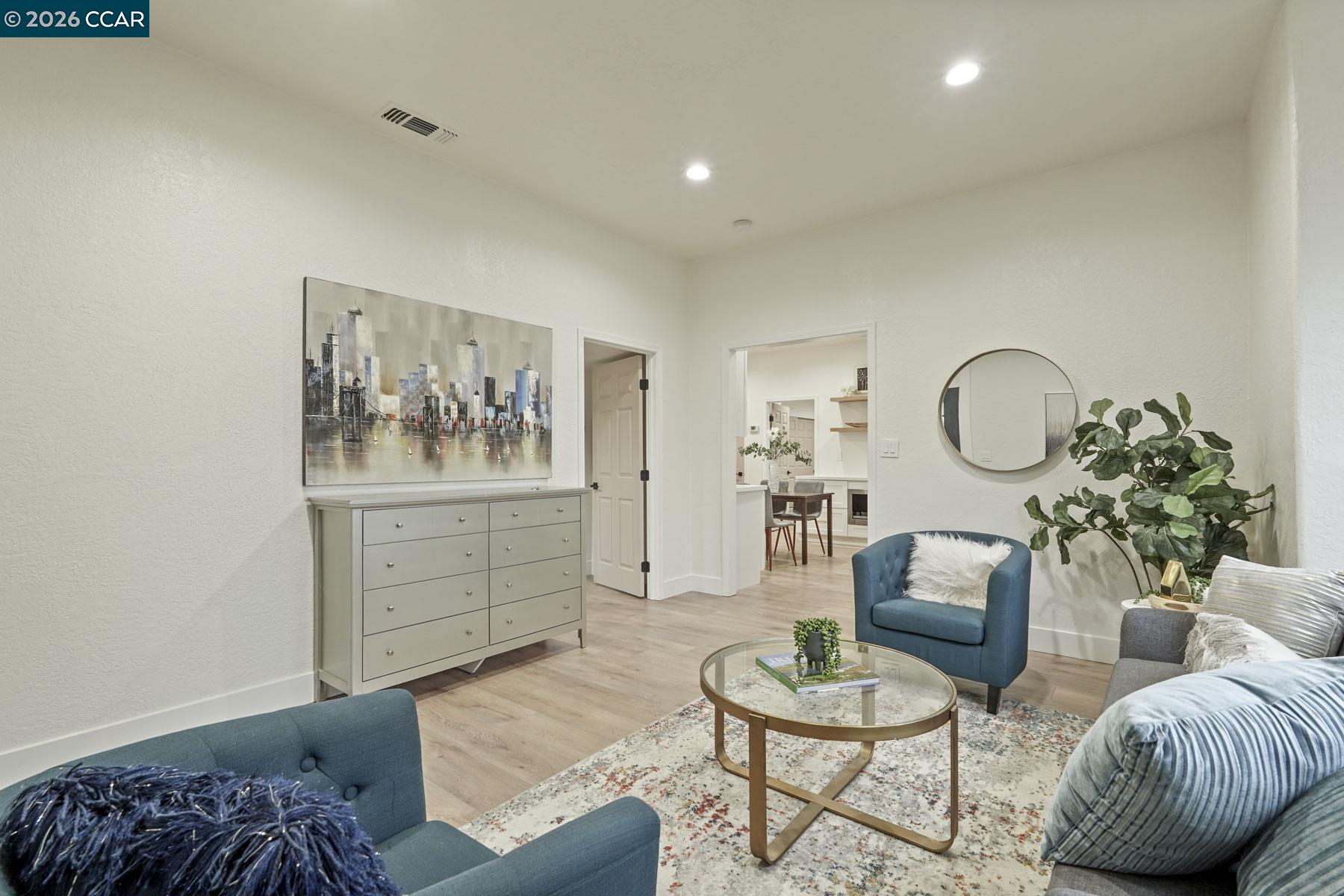 Detail Gallery Image 10 of 33 For 13700 E Hammond, Lockeford,  CA 95237 - 2 Beds | 1 Baths