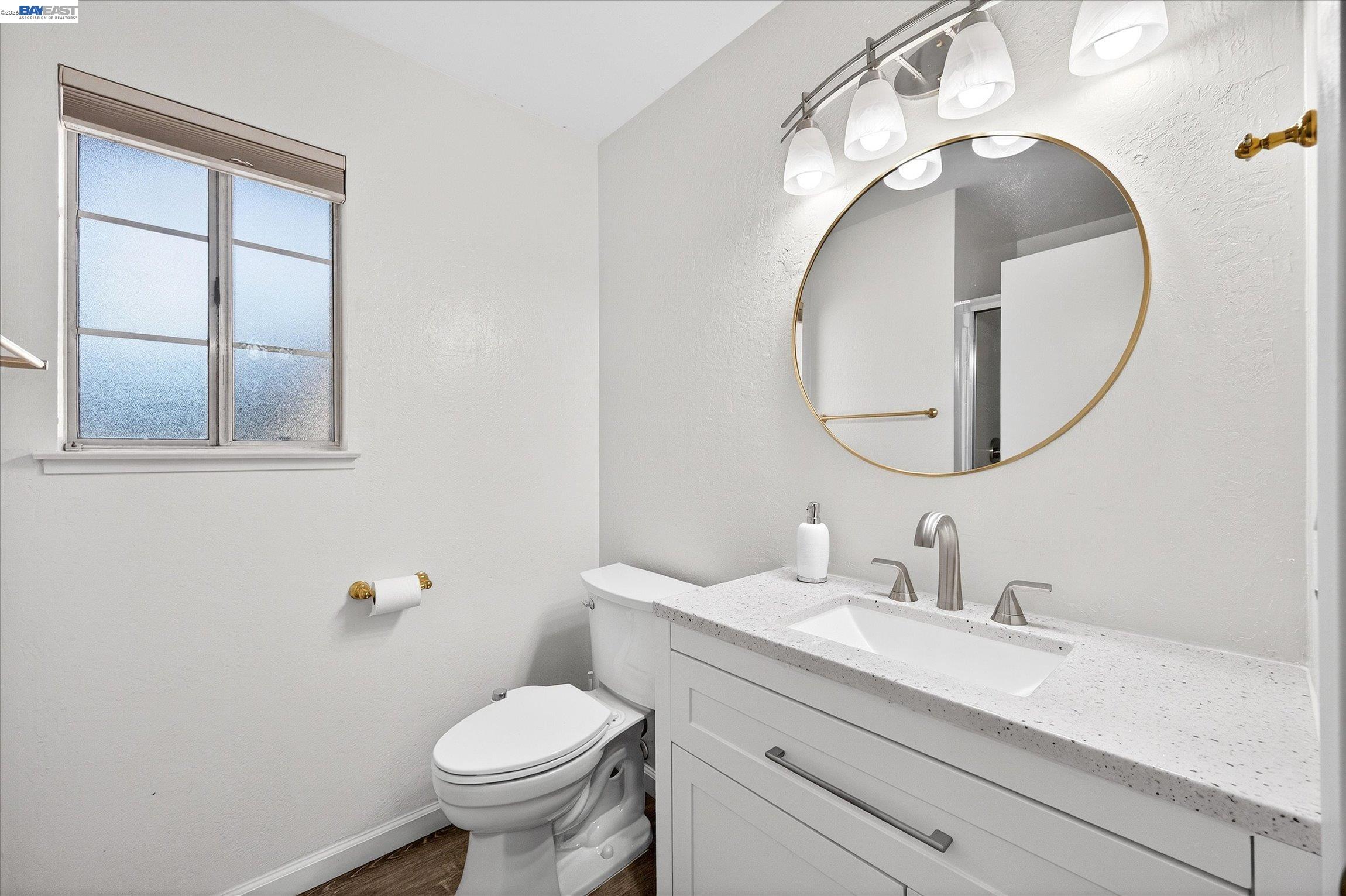 Detail Gallery Image 16 of 28 For 2032 Newport Dr, Pittsburg,  CA 94565 - 4 Beds | 2 Baths