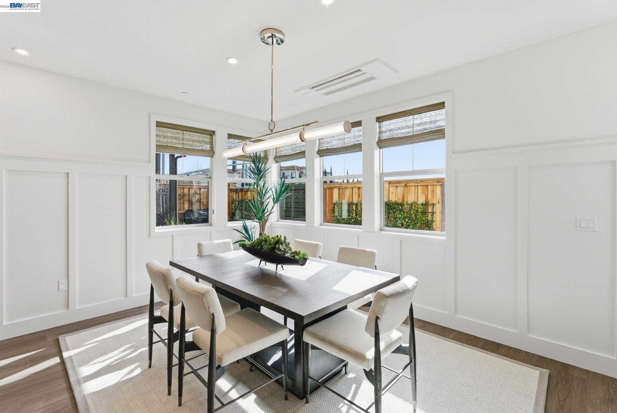 Detail Gallery Image 15 of 39 For 3930 Viggo Way, Dublin,  CA 94568 - 4 Beds | 3 Baths