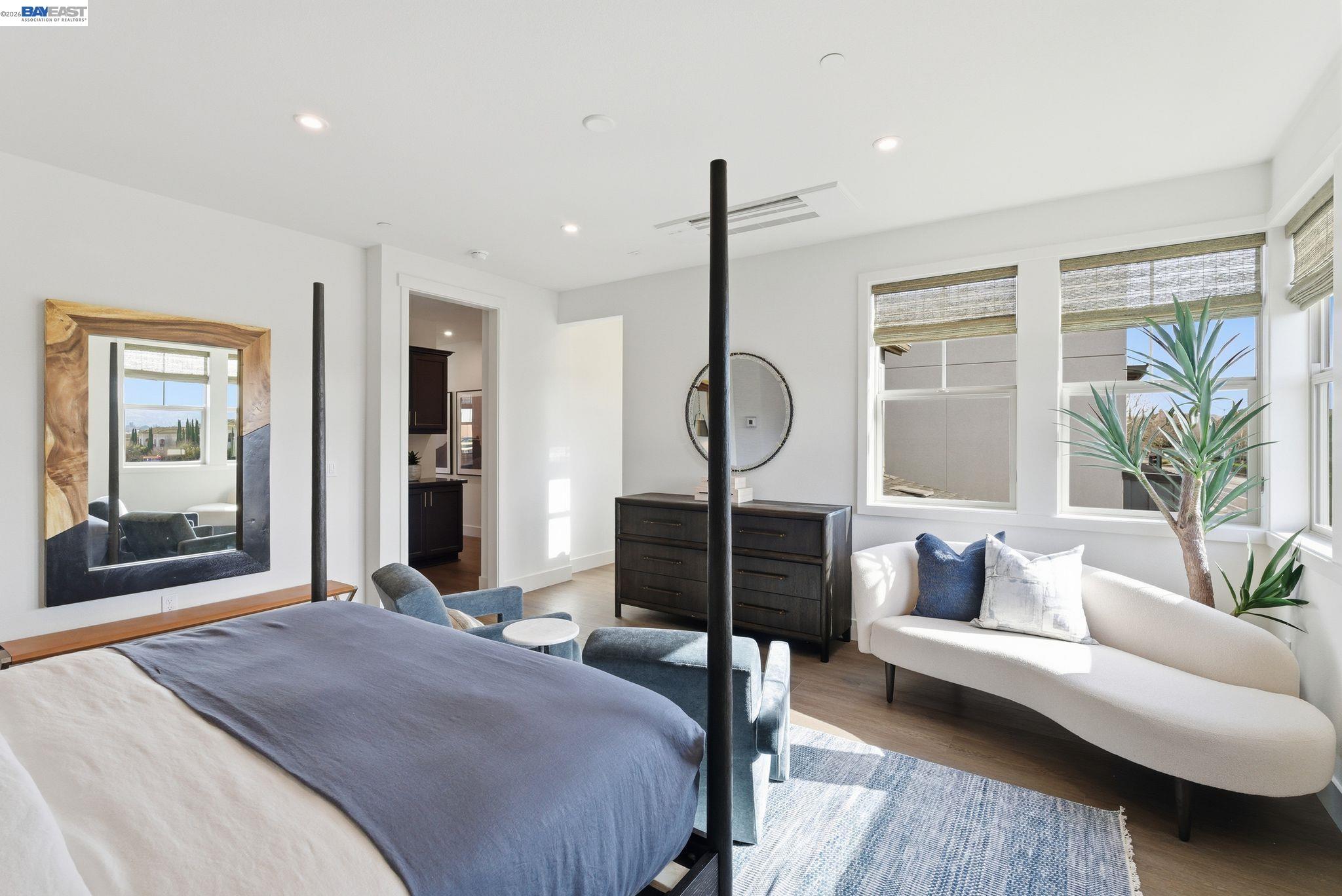 Detail Gallery Image 17 of 39 For 3930 Viggo Way, Dublin,  CA 94568 - 4 Beds | 3 Baths