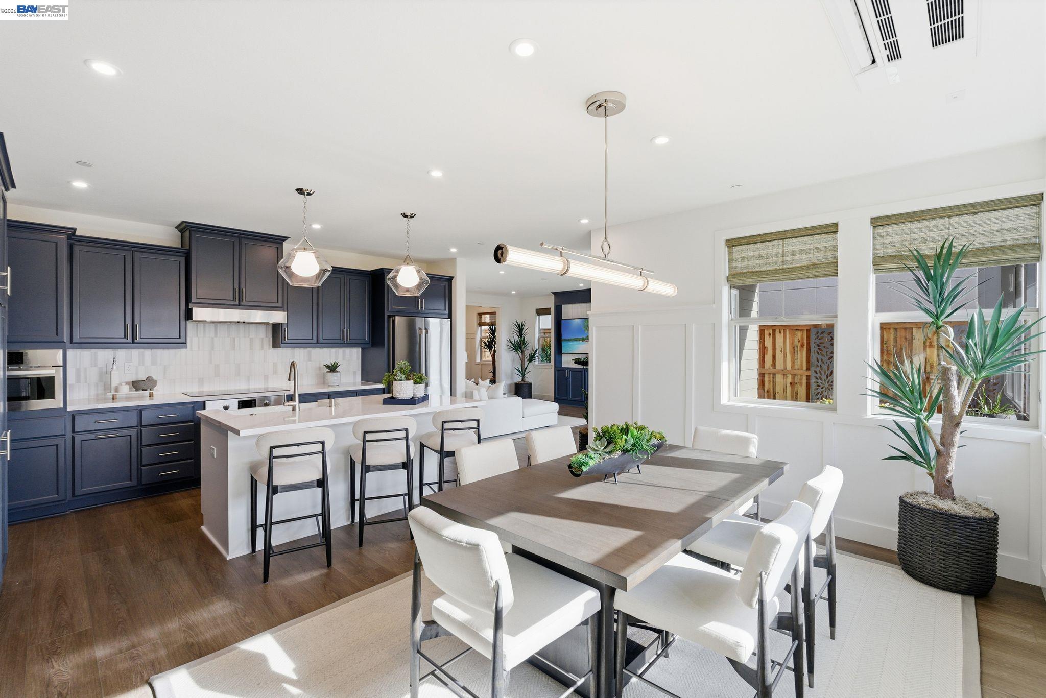 Detail Gallery Image 3 of 39 For 3930 Viggo Way, Dublin,  CA 94568 - 4 Beds | 3 Baths