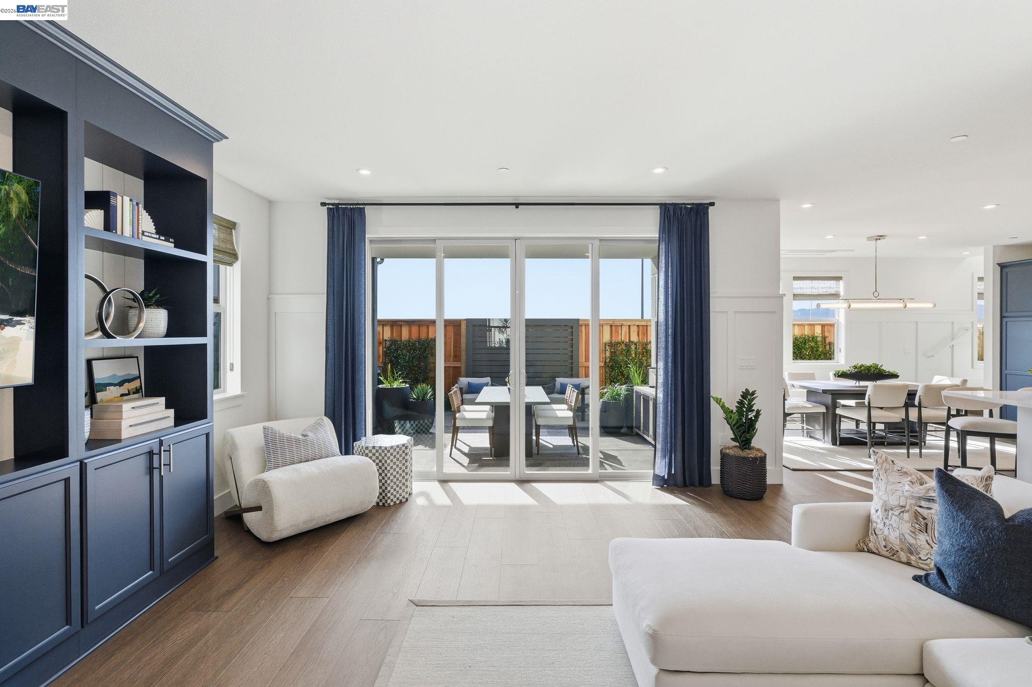 Detail Gallery Image 9 of 39 For 3930 Viggo Way, Dublin,  CA 94568 - 4 Beds | 3 Baths