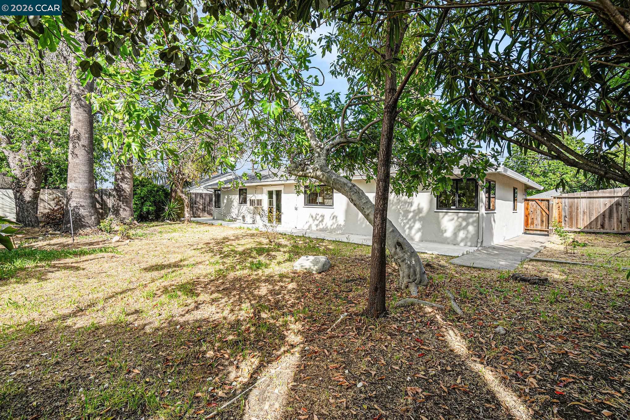 Detail Gallery Image 25 of 27 For 2442 Geraldine Dr, Pleasant Hill,  CA 94523 - 3 Beds | 1 Baths