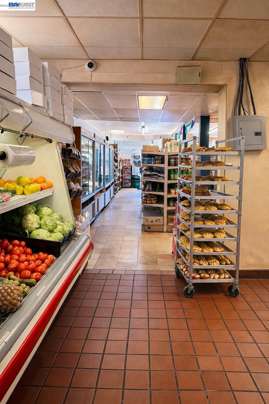 Detail Gallery Image 3 of 5 For , Oakland,  CA 94603 - – Beds | – Baths