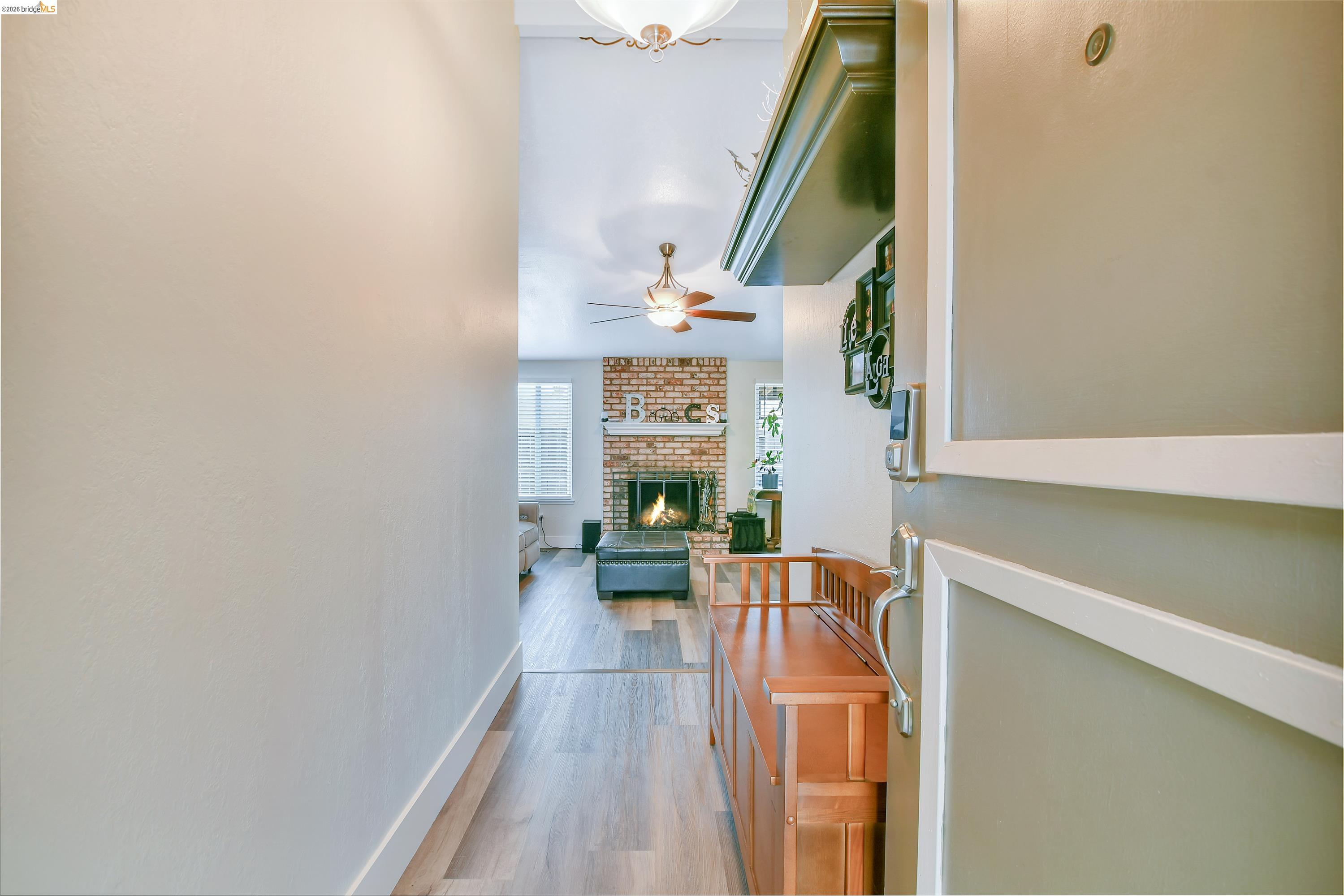 Detail Gallery Image 3 of 26 For 4831 Fuschia Way, Oakley,  CA 94561 - 3 Beds | 2 Baths