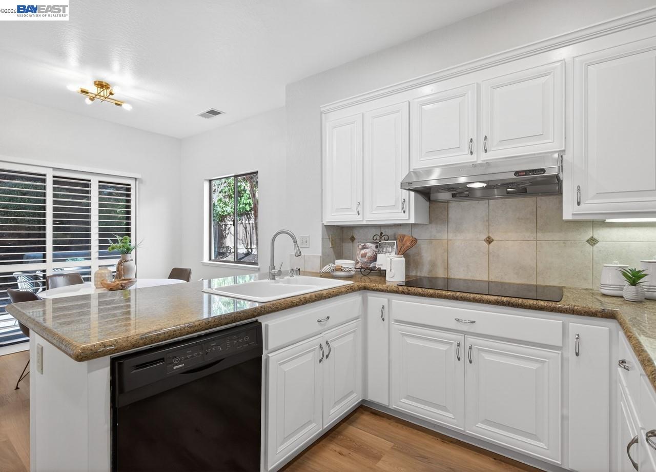 Photo #19: 41128526 Listing: Photo #19