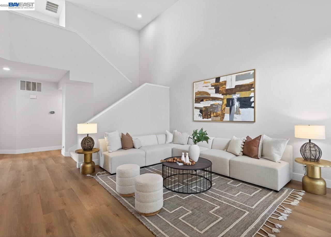 Photo #8: 41128526 Listing: Photo #8