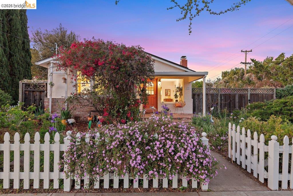 Detail Gallery Image 2 of 60 For 737 Dartshire Way, Sunnyvale,  CA 94087 - 3 Beds | 2 Baths