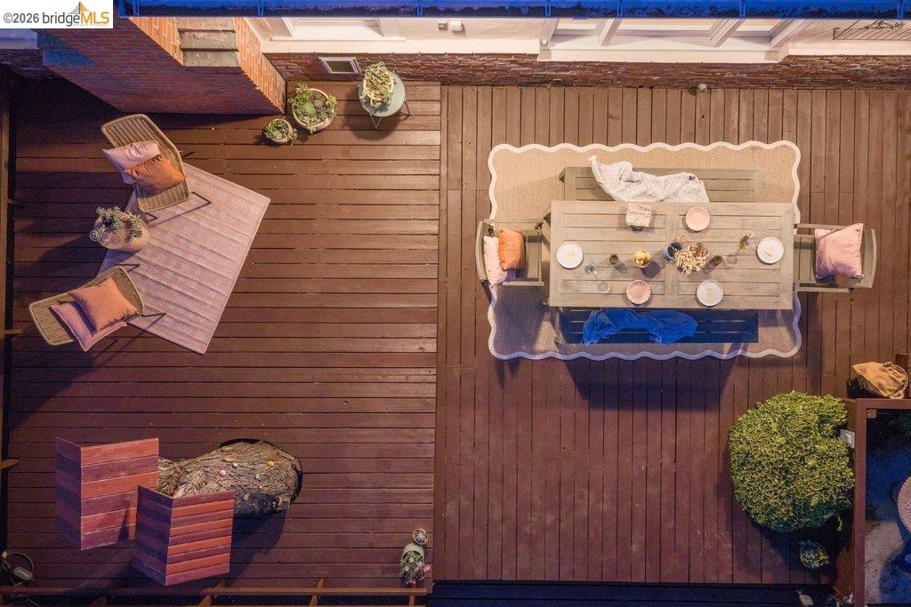 Detail Gallery Image 26 of 39 For 737 Dartshire Way, Sunnyvale,  CA 94087 - 3 Beds | 2 Baths