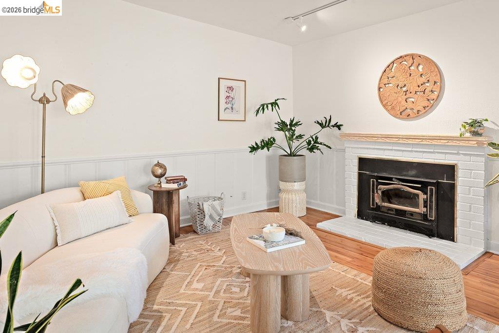 Detail Gallery Image 28 of 60 For 737 Dartshire Way, Sunnyvale,  CA 94087 - 3 Beds | 2 Baths