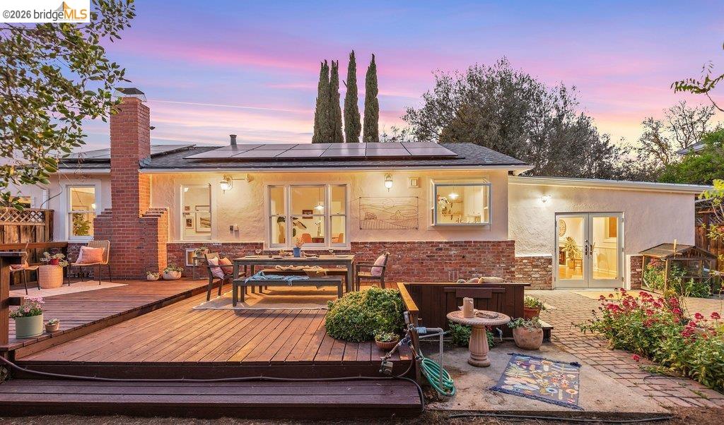 Detail Gallery Image 40 of 60 For 737 Dartshire Way, Sunnyvale,  CA 94087 - 3 Beds | 2 Baths