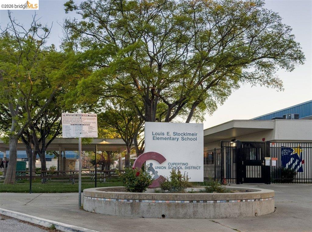 Detail Gallery Image 57 of 60 For 737 Dartshire Way, Sunnyvale,  CA 94087 - 3 Beds | 2 Baths