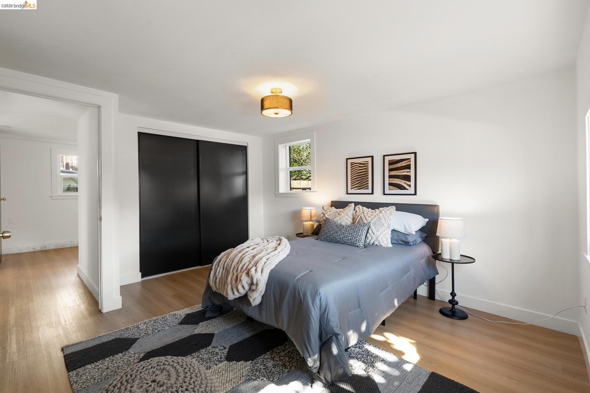 Detail Gallery Image 11 of 60 For 2100 69th Ave, Oakland,  CA 94621 - 4 Beds | 2 Baths