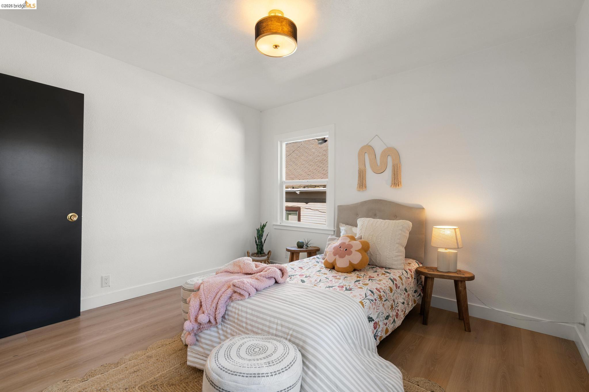 Detail Gallery Image 15 of 60 For 2100 69th Ave, Oakland,  CA 94621 - 4 Beds | 2 Baths