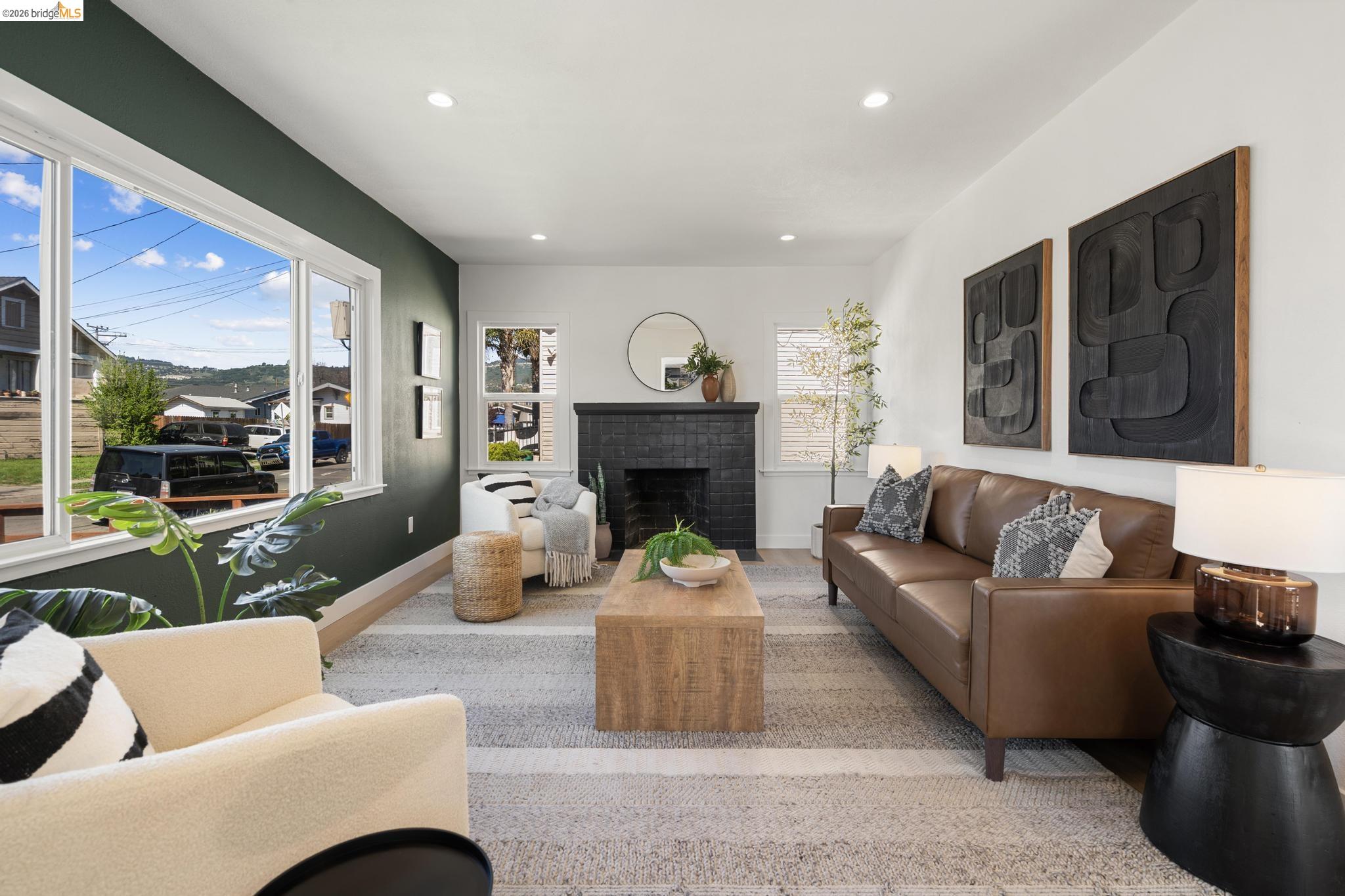 Detail Gallery Image 23 of 60 For 2100 69th Ave, Oakland,  CA 94621 - 4 Beds | 2 Baths