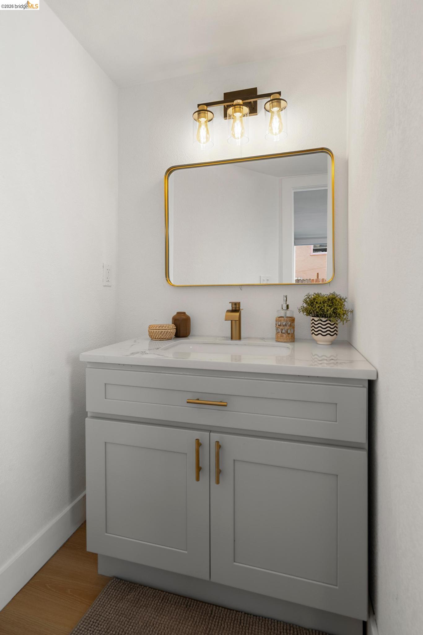 Detail Gallery Image 24 of 60 For 2100 69th Ave, Oakland,  CA 94621 - 4 Beds | 2 Baths