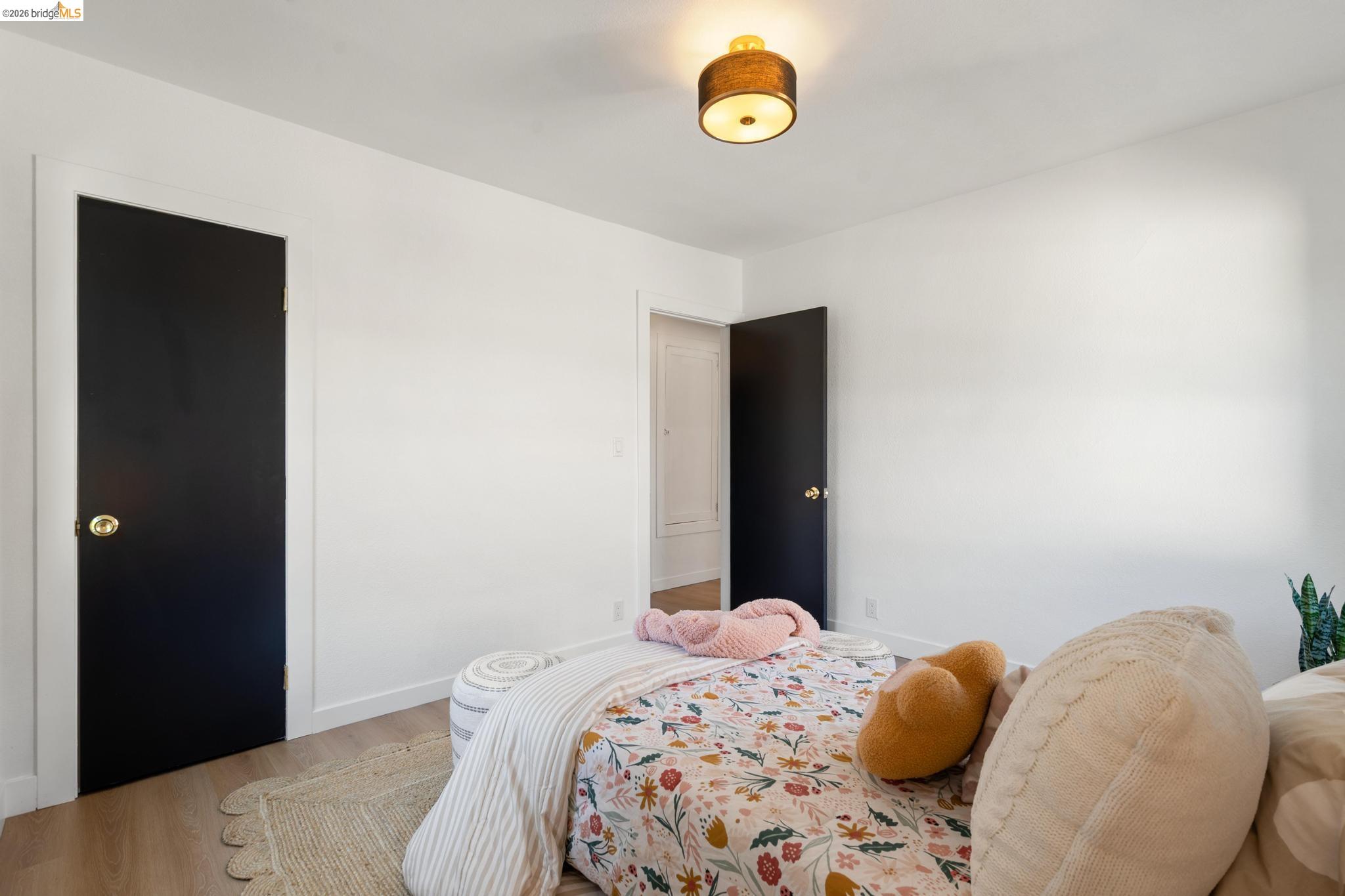 Detail Gallery Image 32 of 60 For 2100 69th Ave, Oakland,  CA 94621 - 4 Beds | 2 Baths