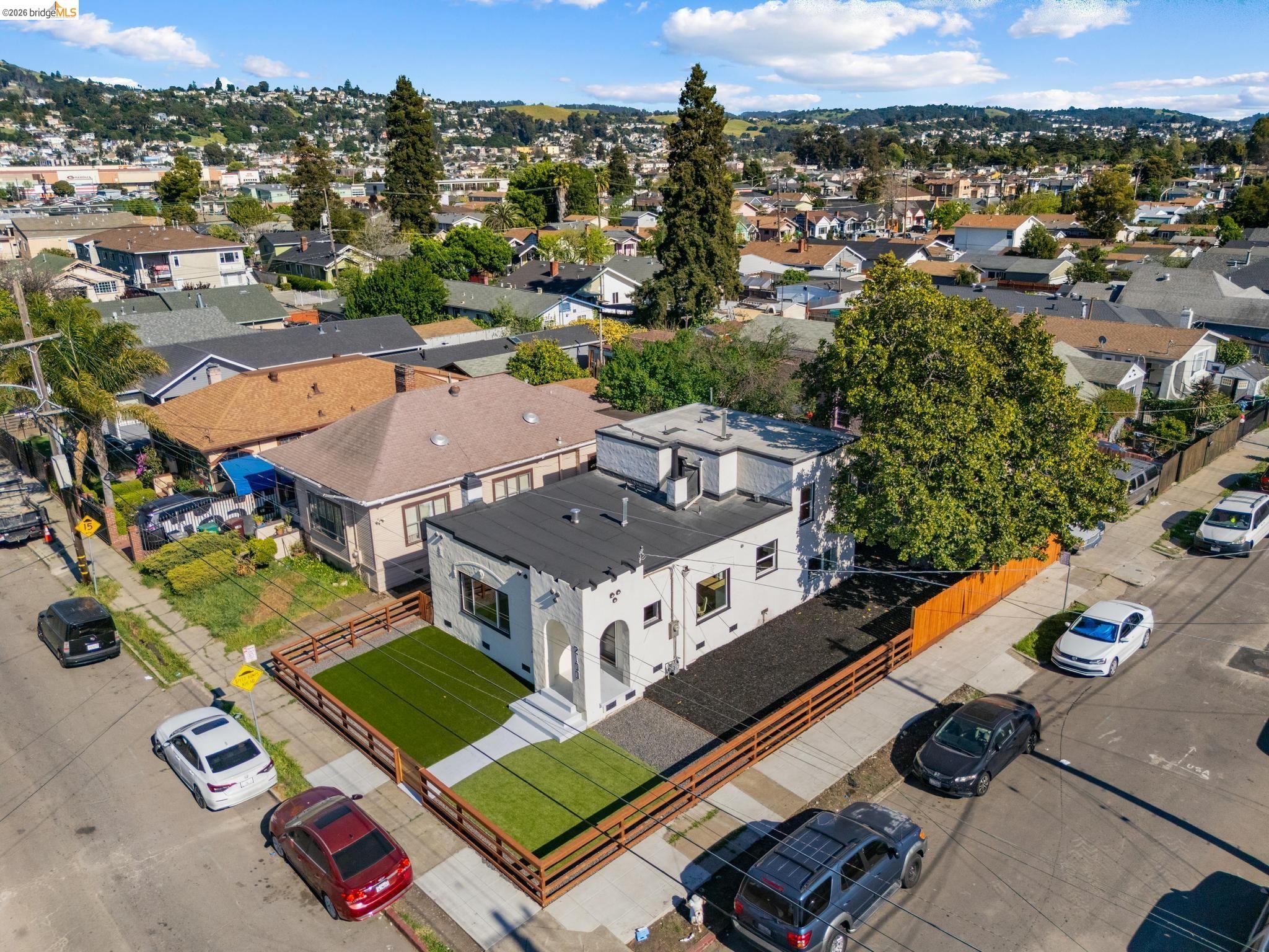 Detail Gallery Image 58 of 60 For 2100 69th Ave, Oakland,  CA 94621 - 4 Beds | 2 Baths