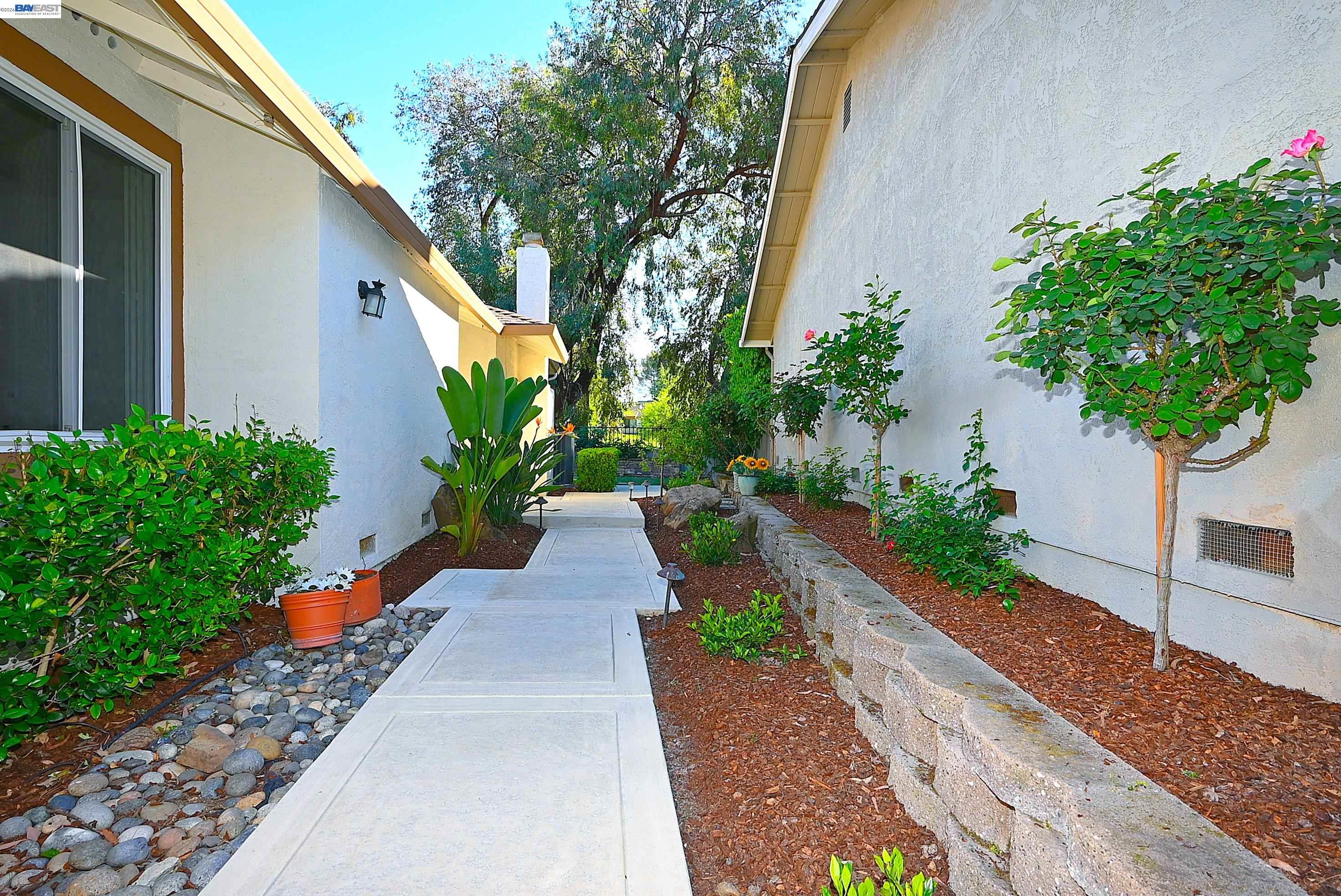 Detail Gallery Image 42 of 60 For 597 Saint George Rd, Danville,  CA 94526 - 4 Beds | 2/1 Baths
