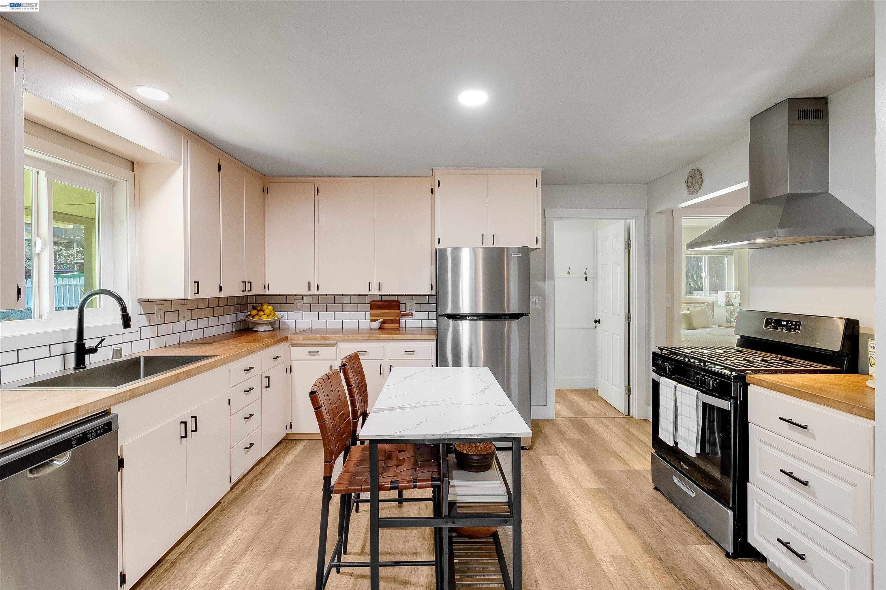 Detail Gallery Image 23 of 46 For 11896 Nancy Ln, Grass Valley,  CA 95945 - 3 Beds | 1 Baths