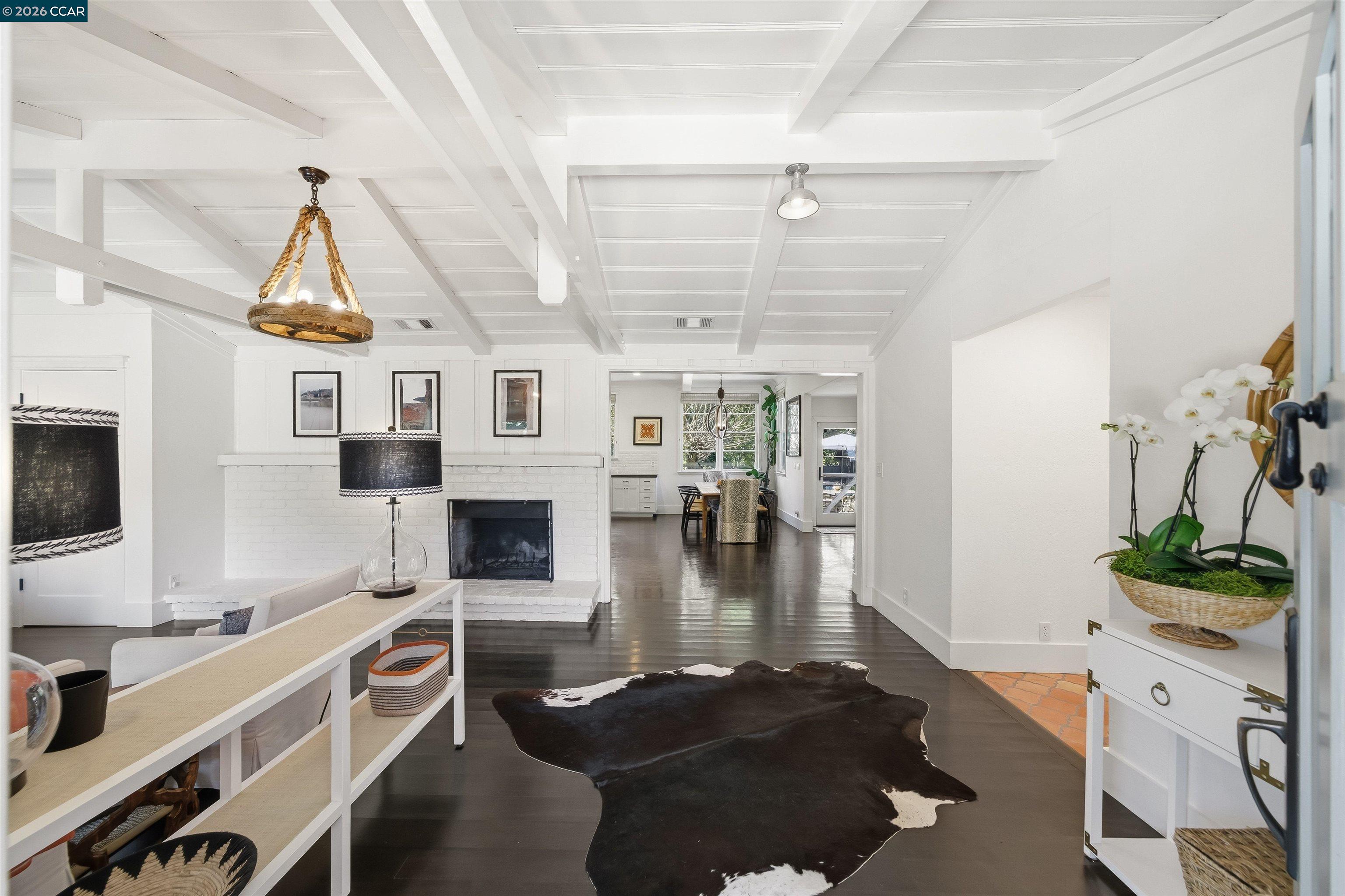 Detail Gallery Image 12 of 54 For 12 La Sombra Ct, Orinda,  CA 94563 - 4 Beds | 2/1 Baths