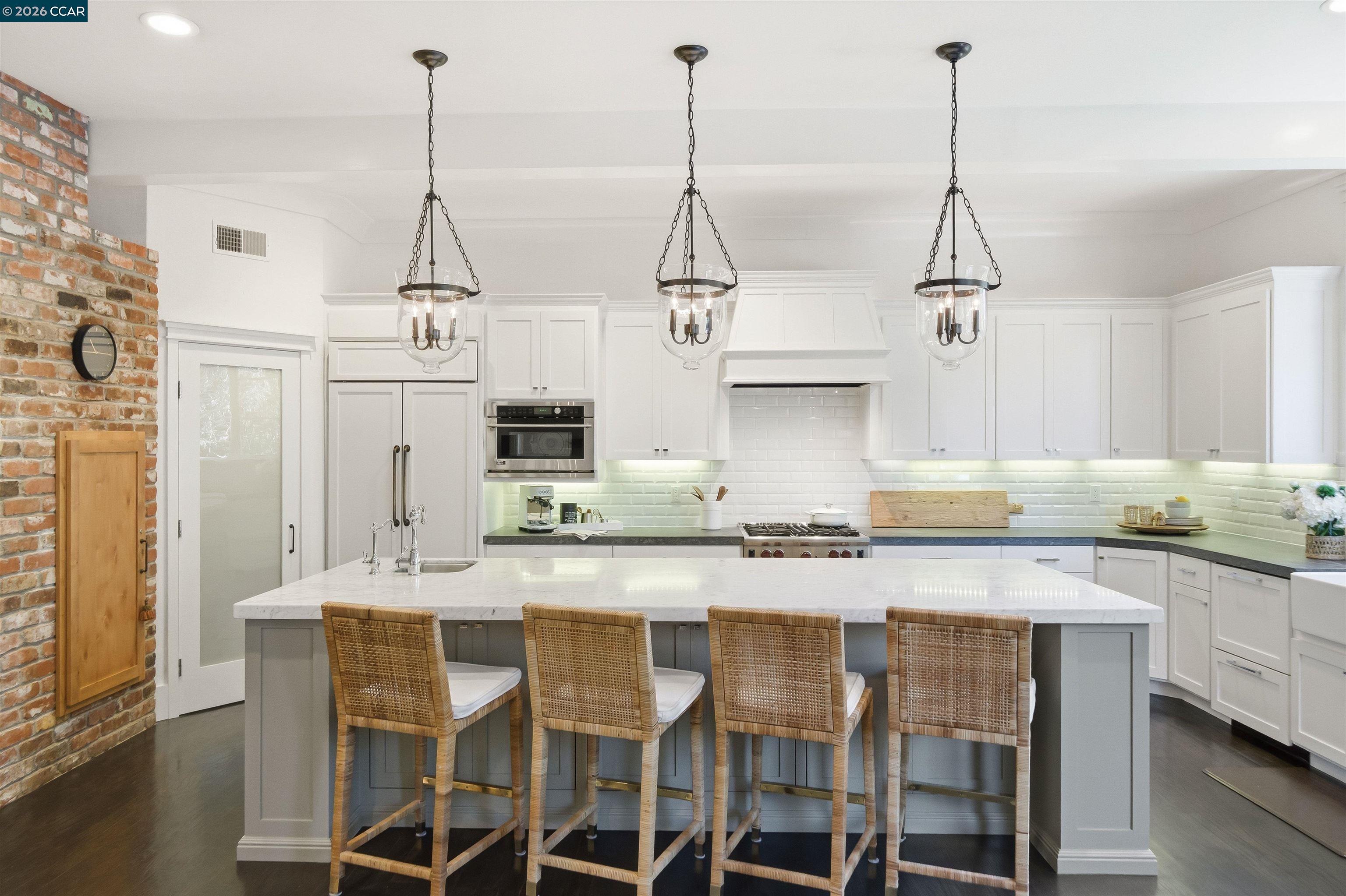 Detail Gallery Image 26 of 54 For 12 La Sombra Ct, Orinda,  CA 94563 - 4 Beds | 2/1 Baths