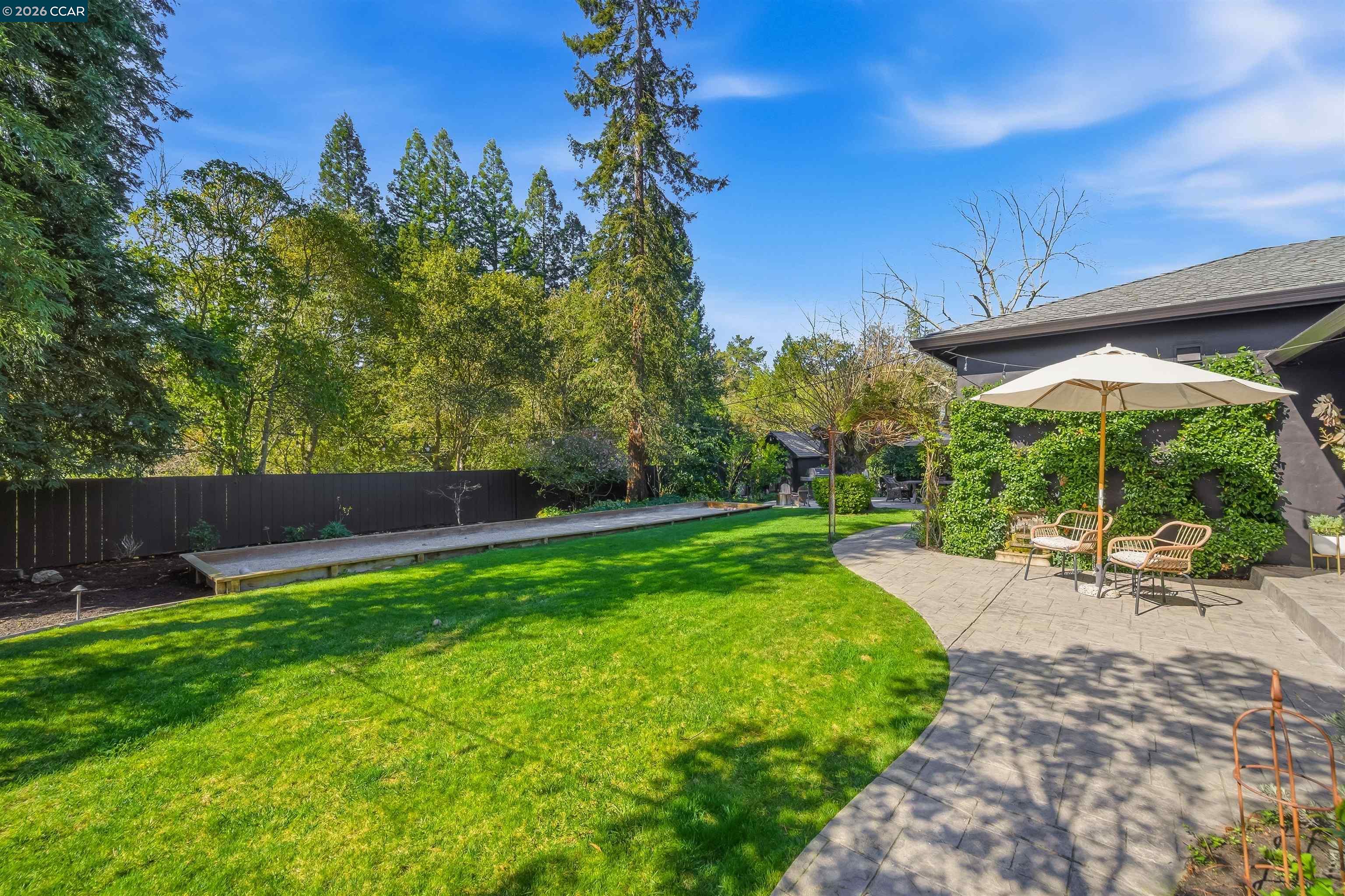 Detail Gallery Image 50 of 54 For 12 La Sombra Ct, Orinda,  CA 94563 - 4 Beds | 2/1 Baths