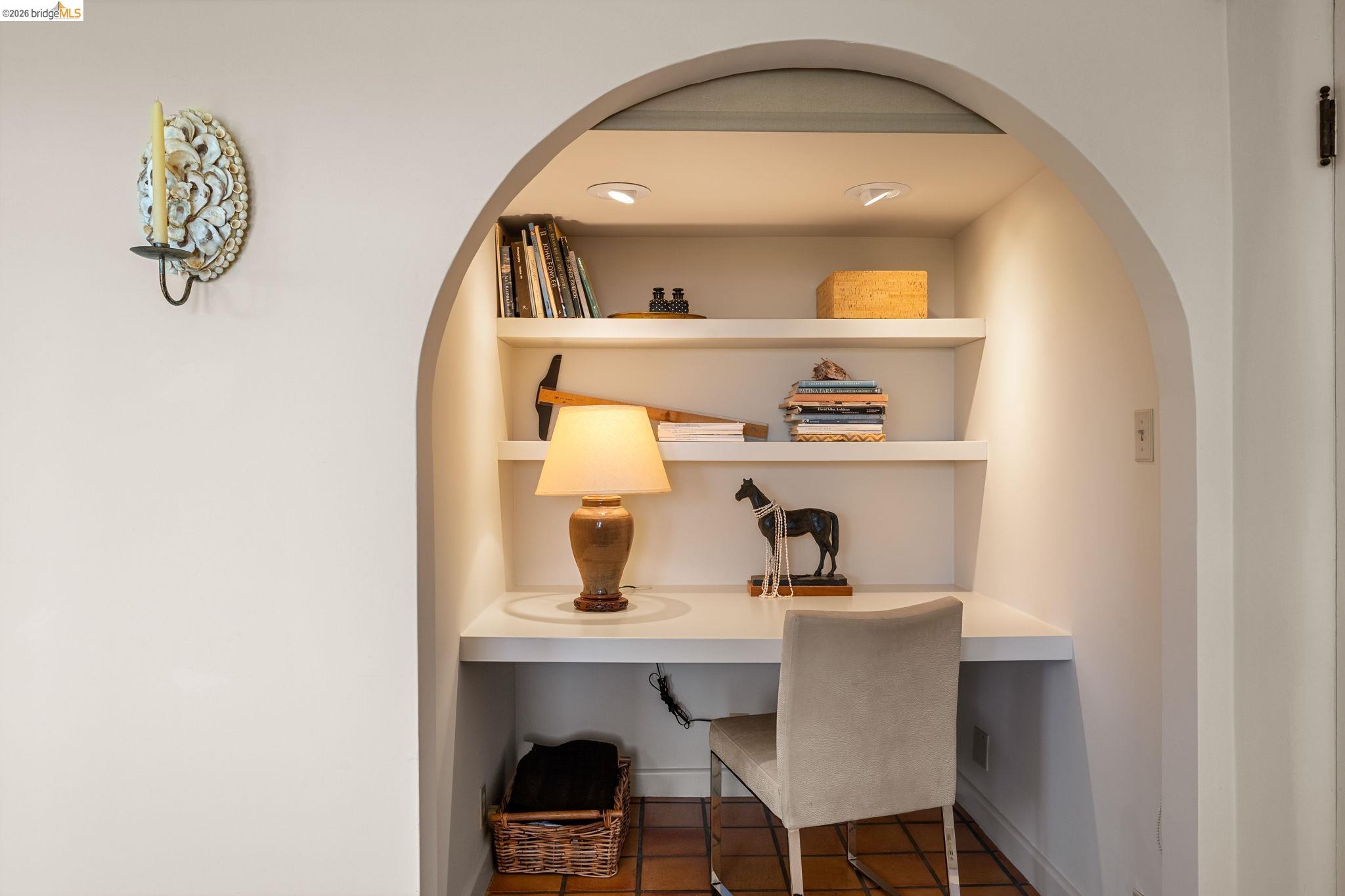 Detail Gallery Image 36 of 57 For 1004 Cragmont Avenue, Berkeley,  CA 94708-1412 - 3 Beds | 2 Baths