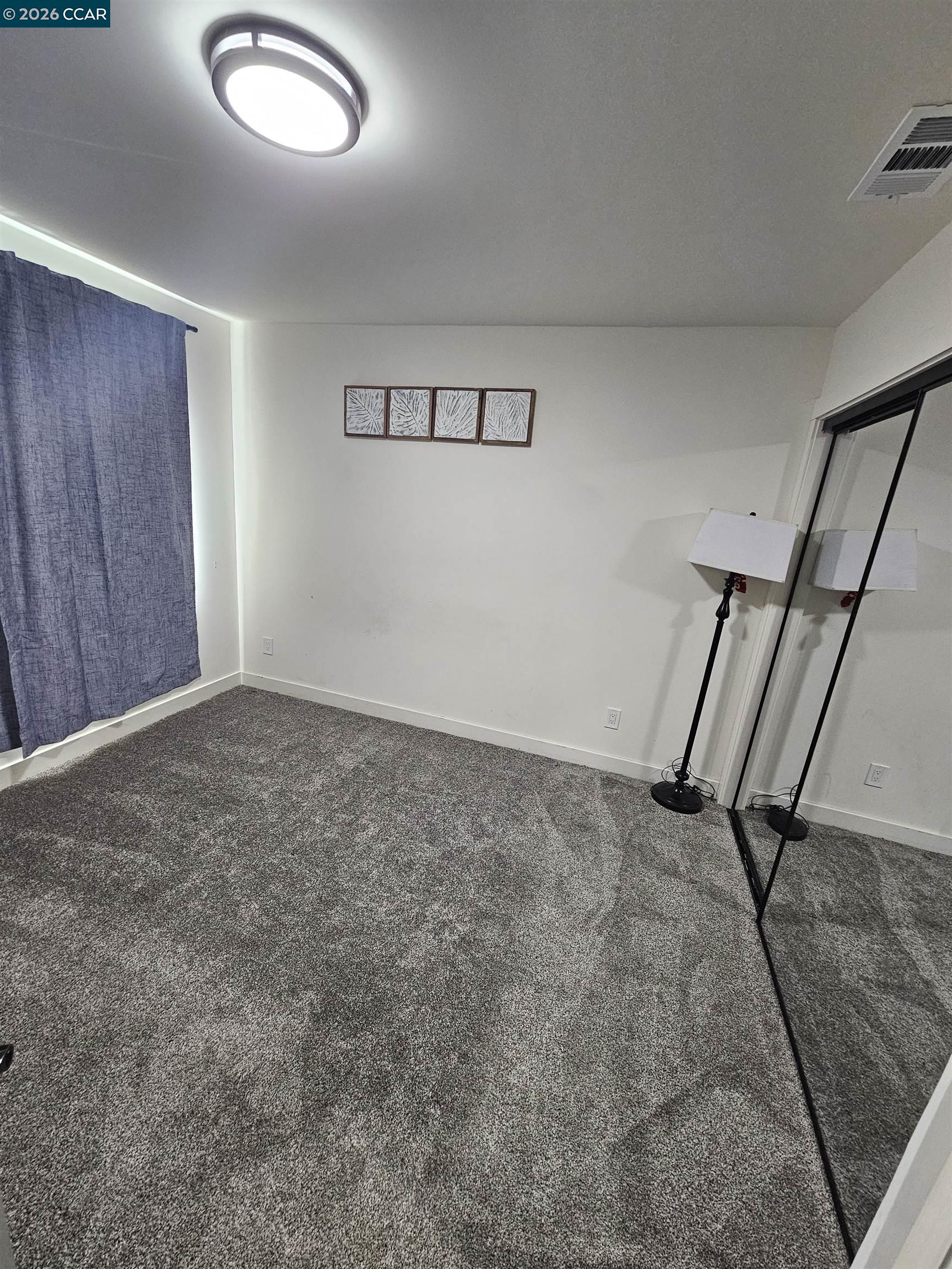 Detail Gallery Image 6 of 13 For 1600 Michigan St, Fairfield,  CA 94533-4508 - 3 Beds | 2 Baths