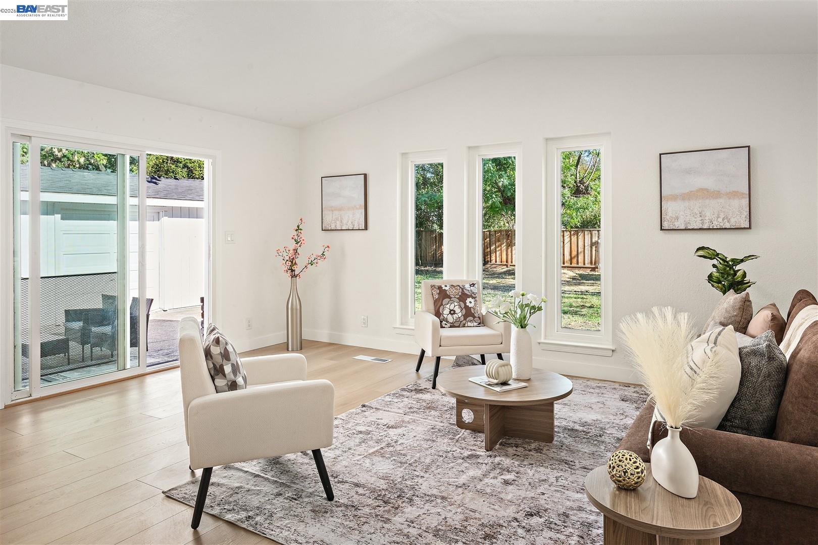 Detail Gallery Image 16 of 40 For 1800 Gilardy Dr, Concord,  CA 94518 - 4 Beds | 2 Baths