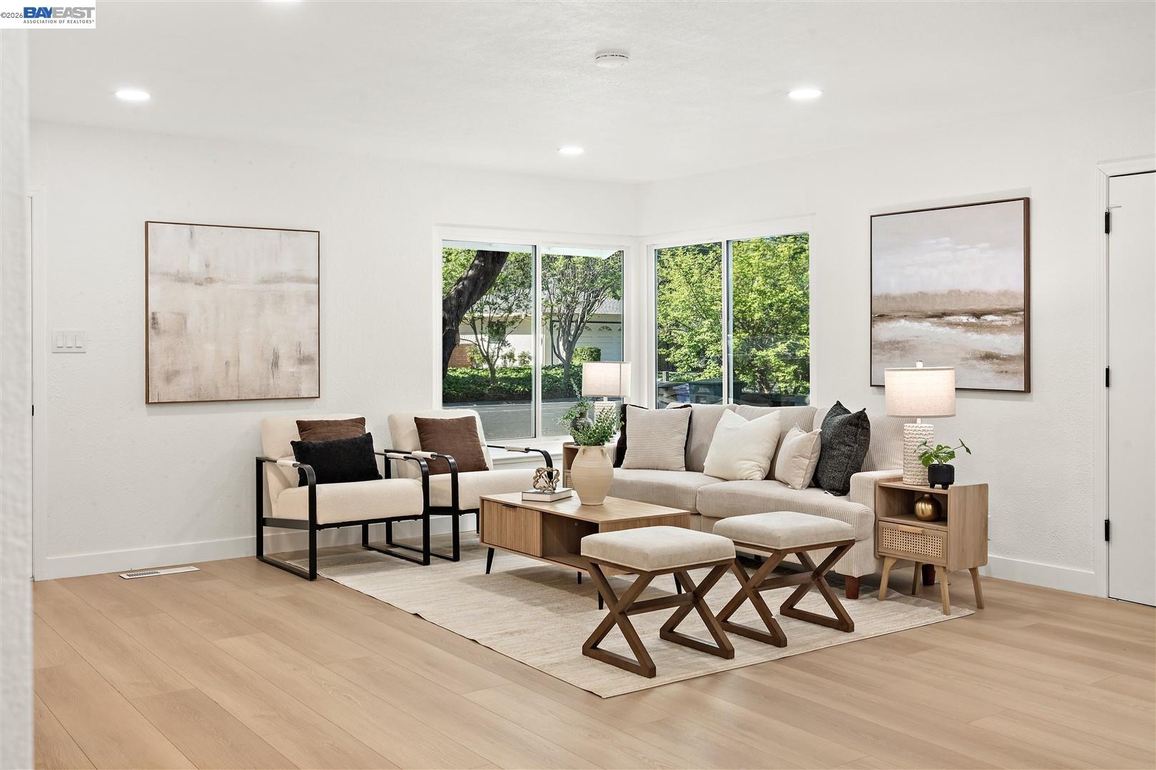 Detail Gallery Image 4 of 40 For 1800 Gilardy Dr, Concord,  CA 94518 - 4 Beds | 2 Baths