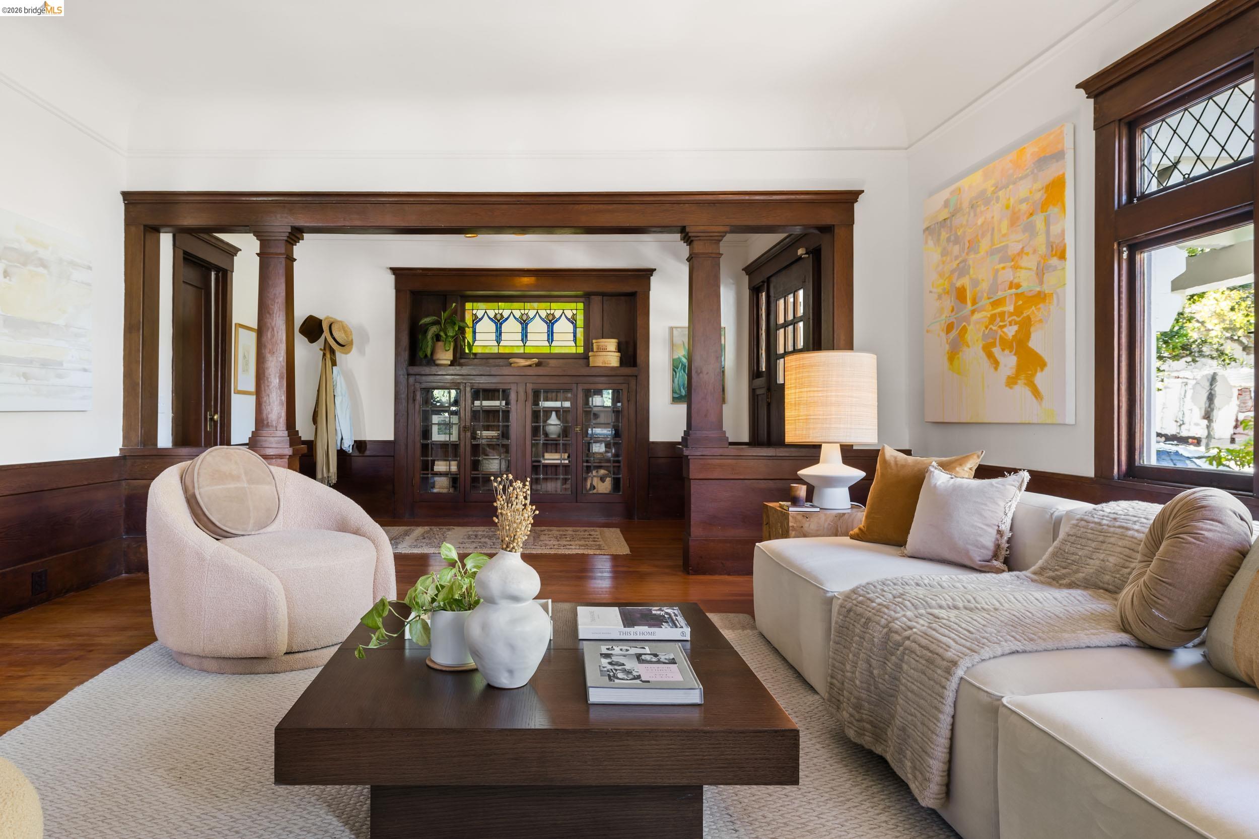 Detail Gallery Image 6 of 34 For 248 Mather St, Oakland,  CA 94611 - 3 Beds | 2/1 Baths