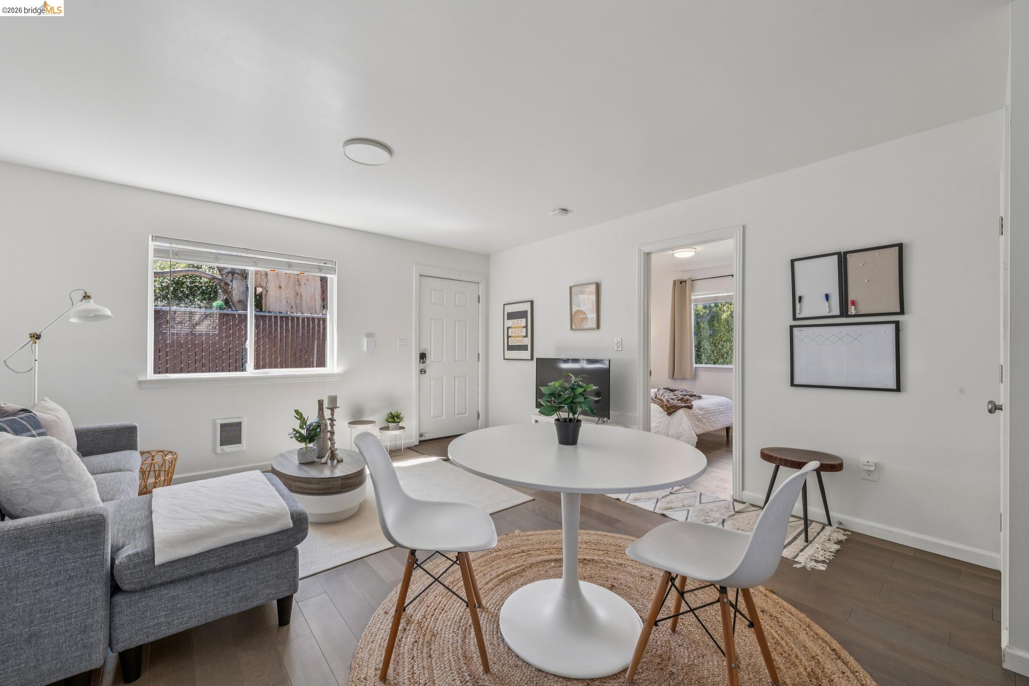 Detail Gallery Image 38 of 47 For 2012 Chestnut St, Oakland,  CA 94607 - 5 Beds | 4 Baths