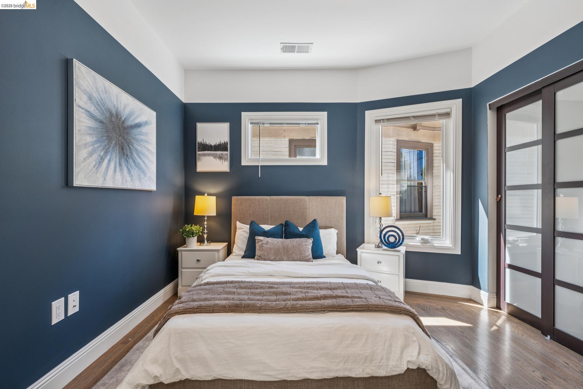 Detail Gallery Image 9 of 47 For 2012 Chestnut St, Oakland,  CA 94607 - 5 Beds | 4 Baths