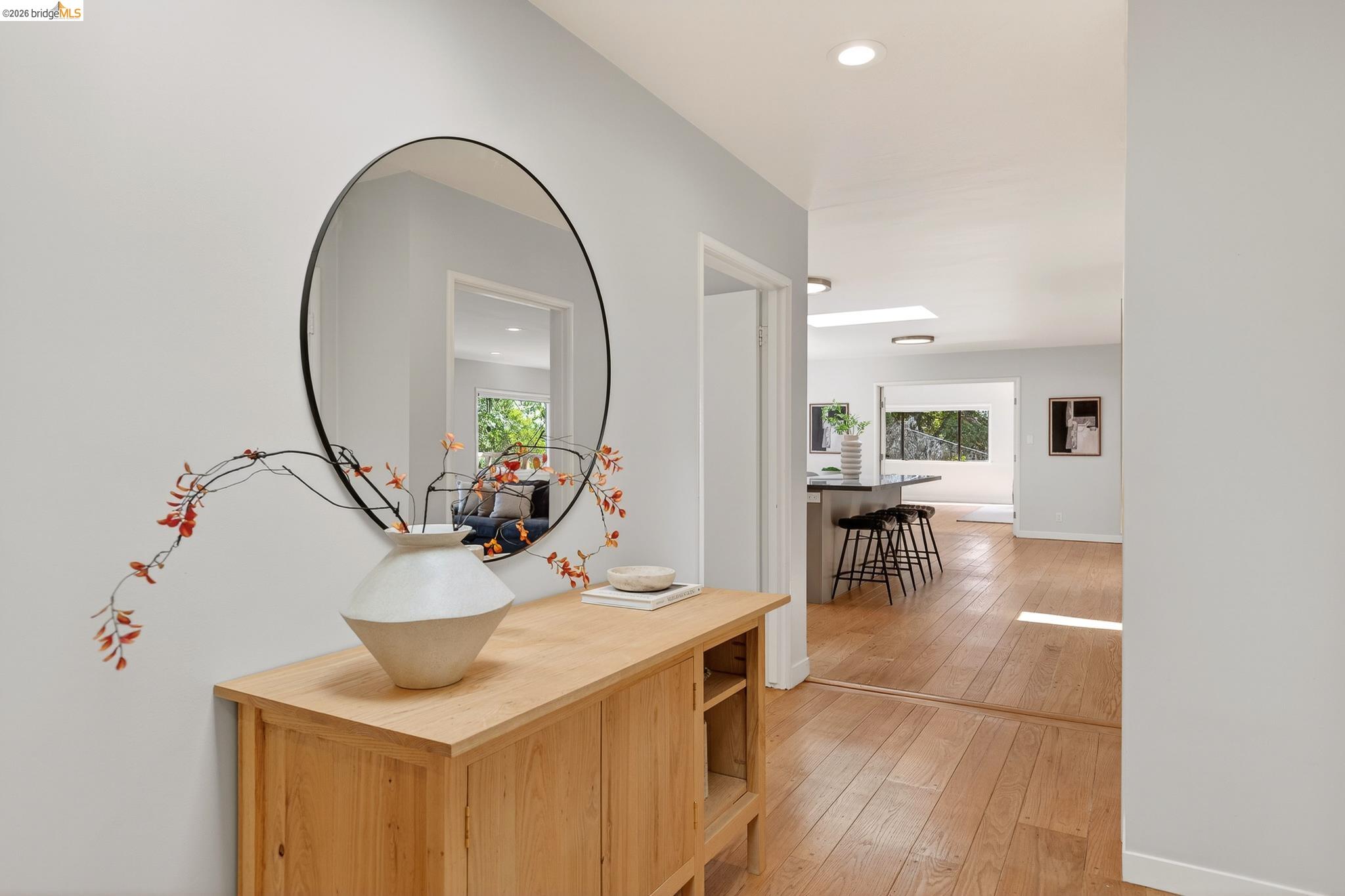 Detail Gallery Image 20 of 60 For 4451 Saint Andrews Rd, Oakland,  CA 94605 - 5 Beds | 3 Baths