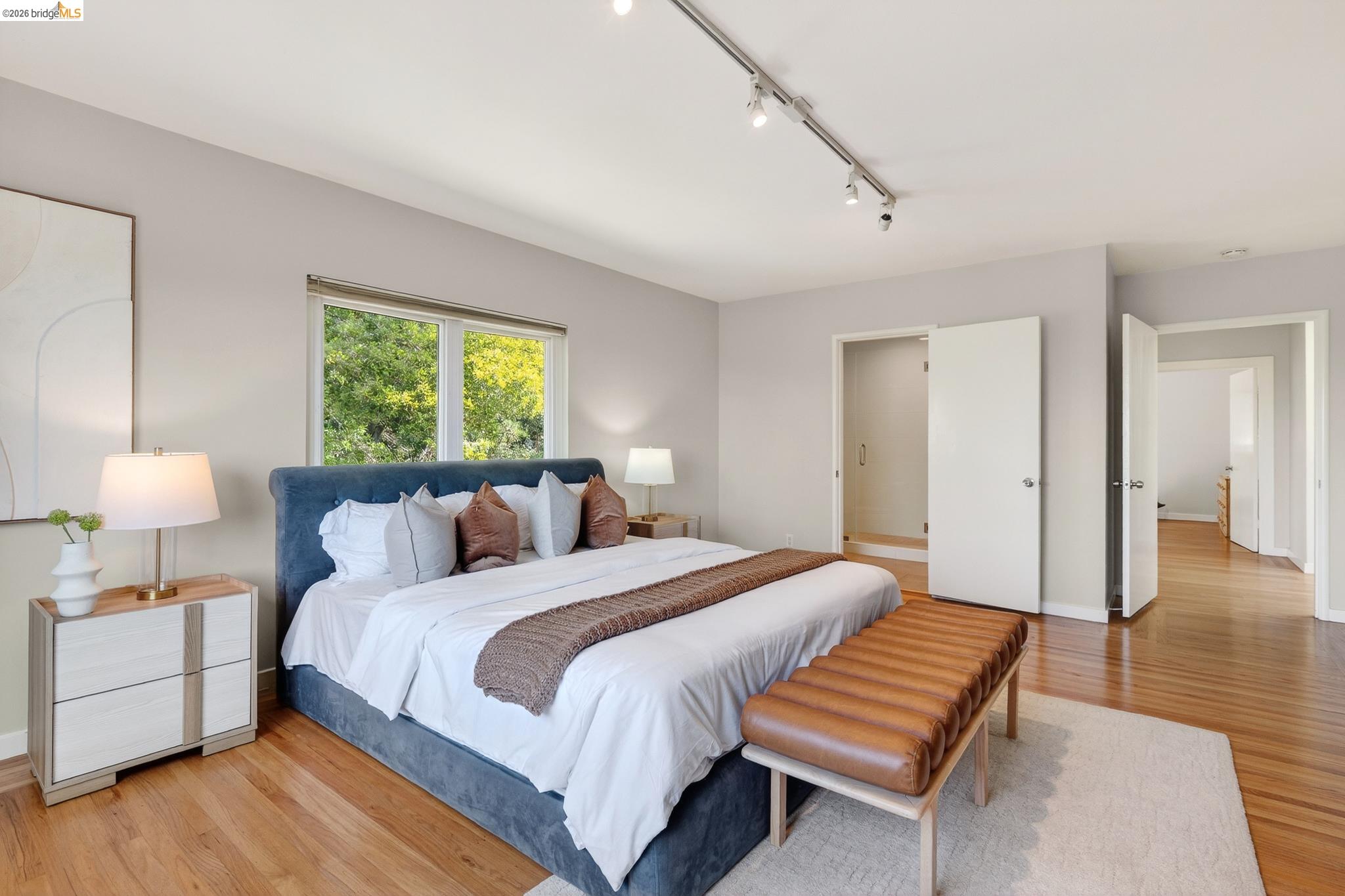 Detail Gallery Image 24 of 60 For 4451 Saint Andrews Rd, Oakland,  CA 94605 - 5 Beds | 3 Baths