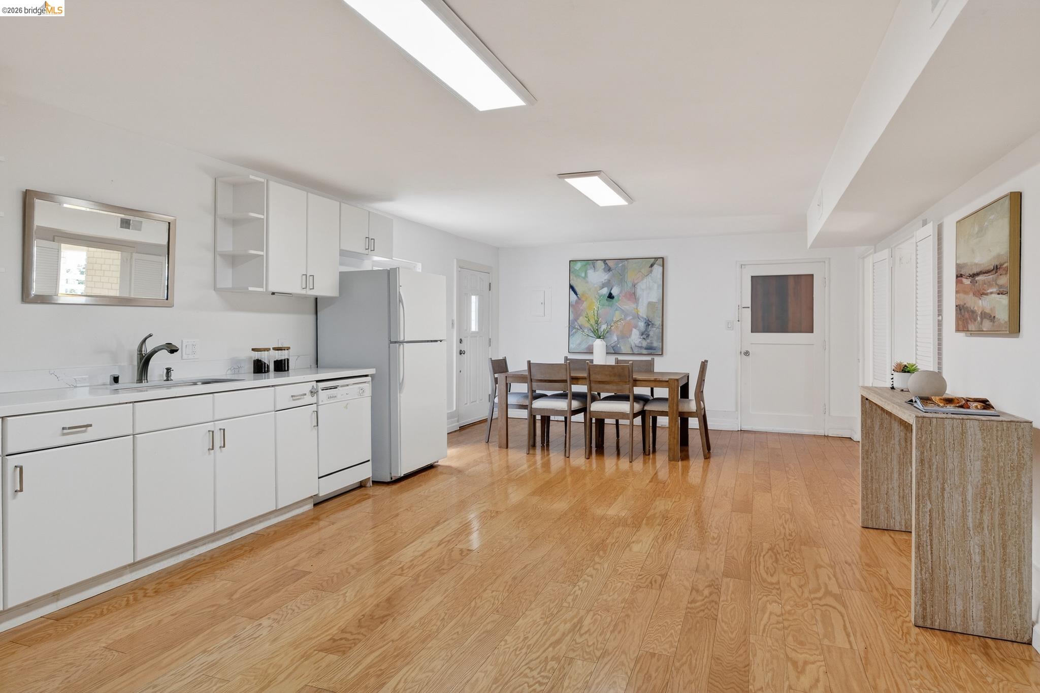 Detail Gallery Image 45 of 60 For 4451 Saint Andrews Rd, Oakland,  CA 94605 - 5 Beds | 3 Baths