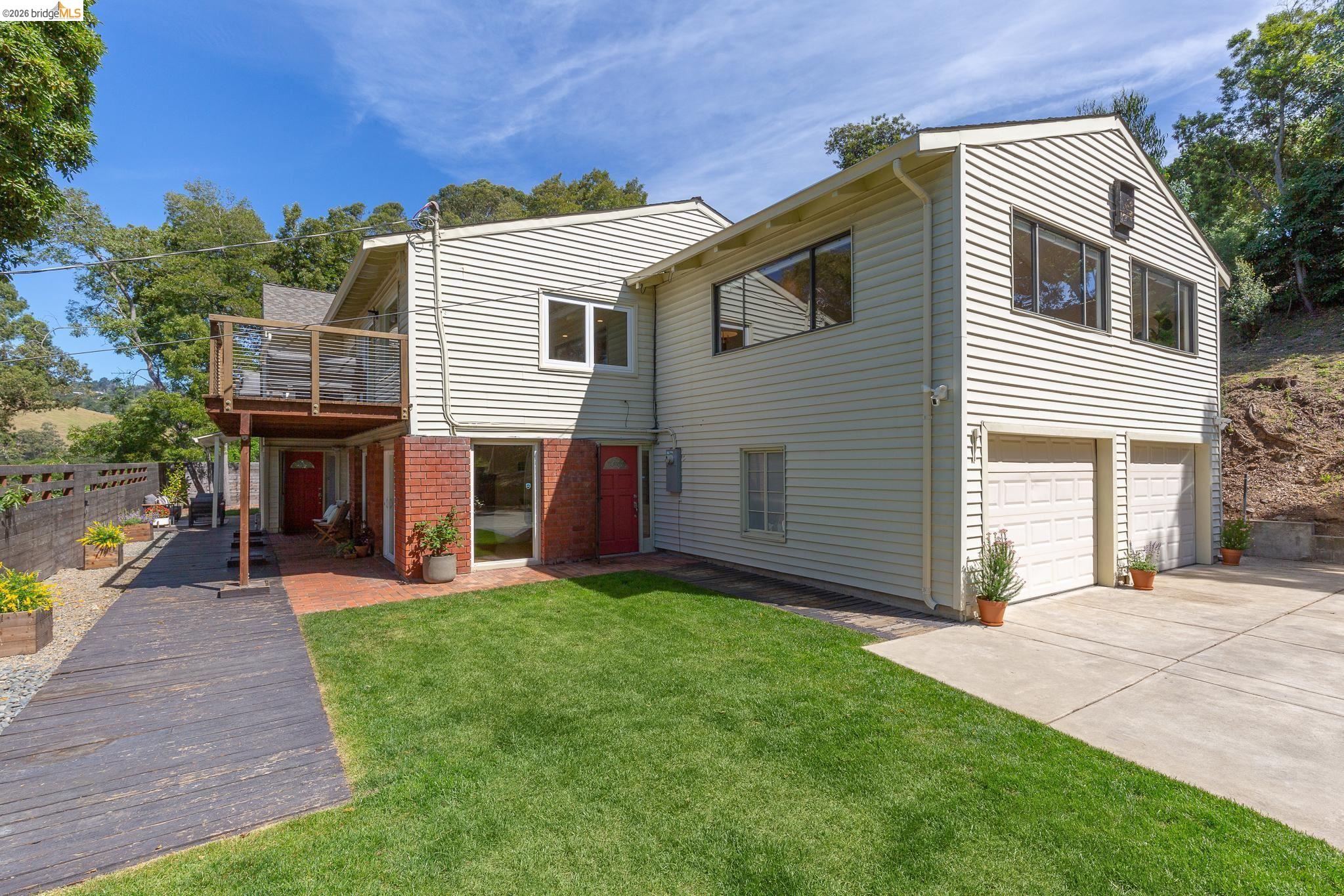 Detail Gallery Image 60 of 60 For 4451 Saint Andrews Rd, Oakland,  CA 94605 - 5 Beds | 3 Baths