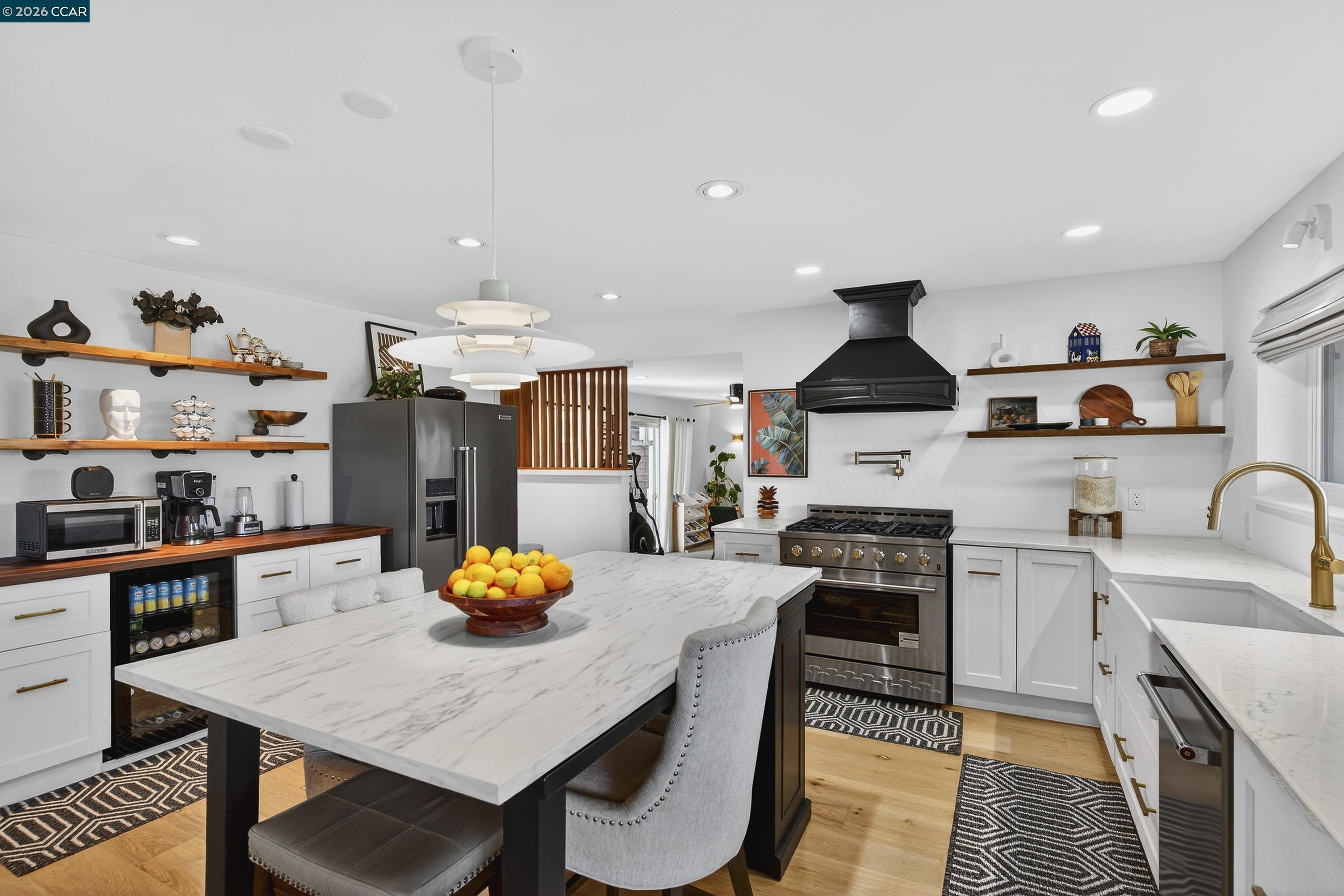 Detail Gallery Image 16 of 55 For 1165 Nob Hill Ave, Pinole,  CA 94564 - 3 Beds | 2 Baths